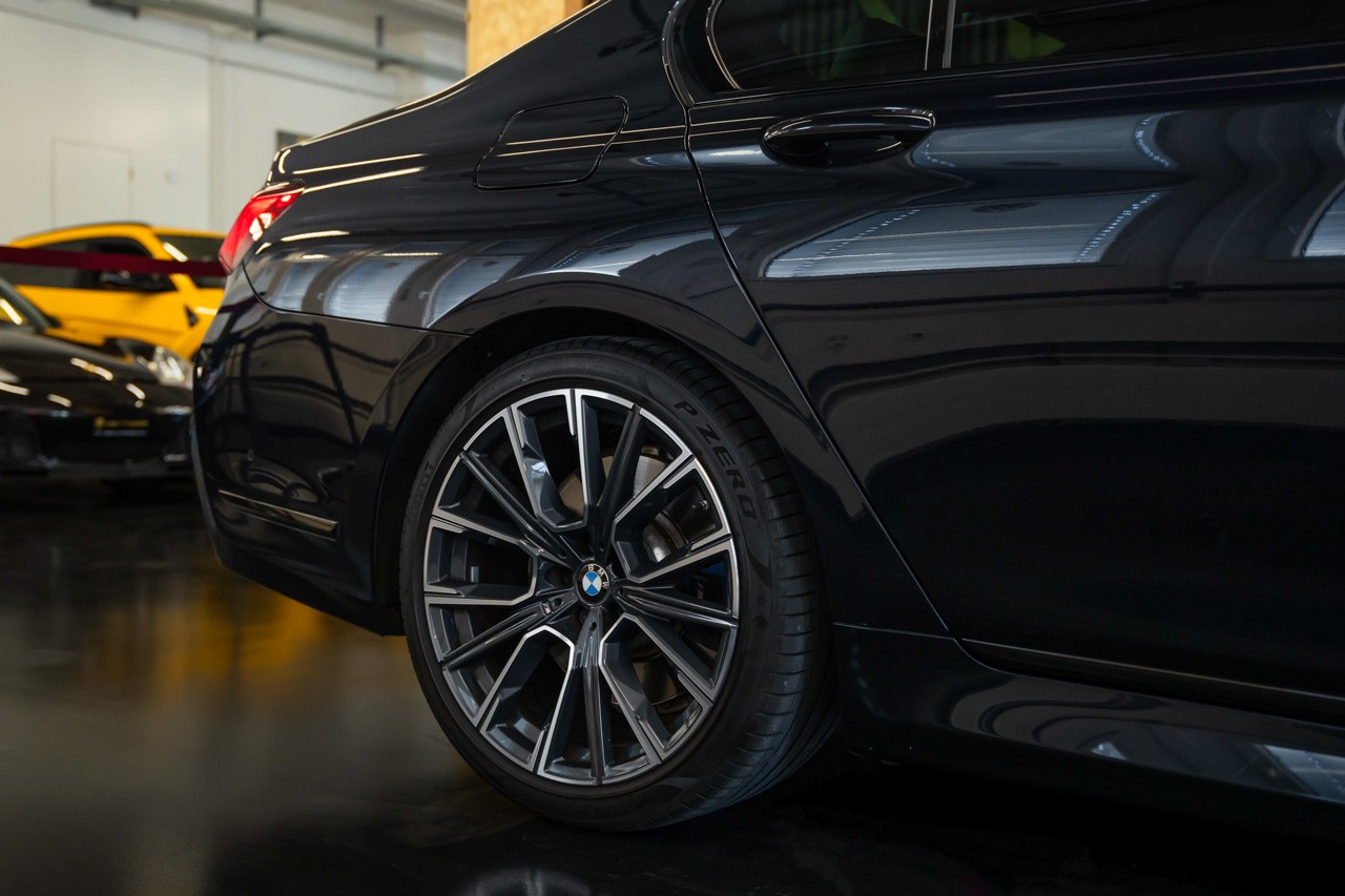 BMW 740d xDrive Steptronic M Sportpaket-image-10