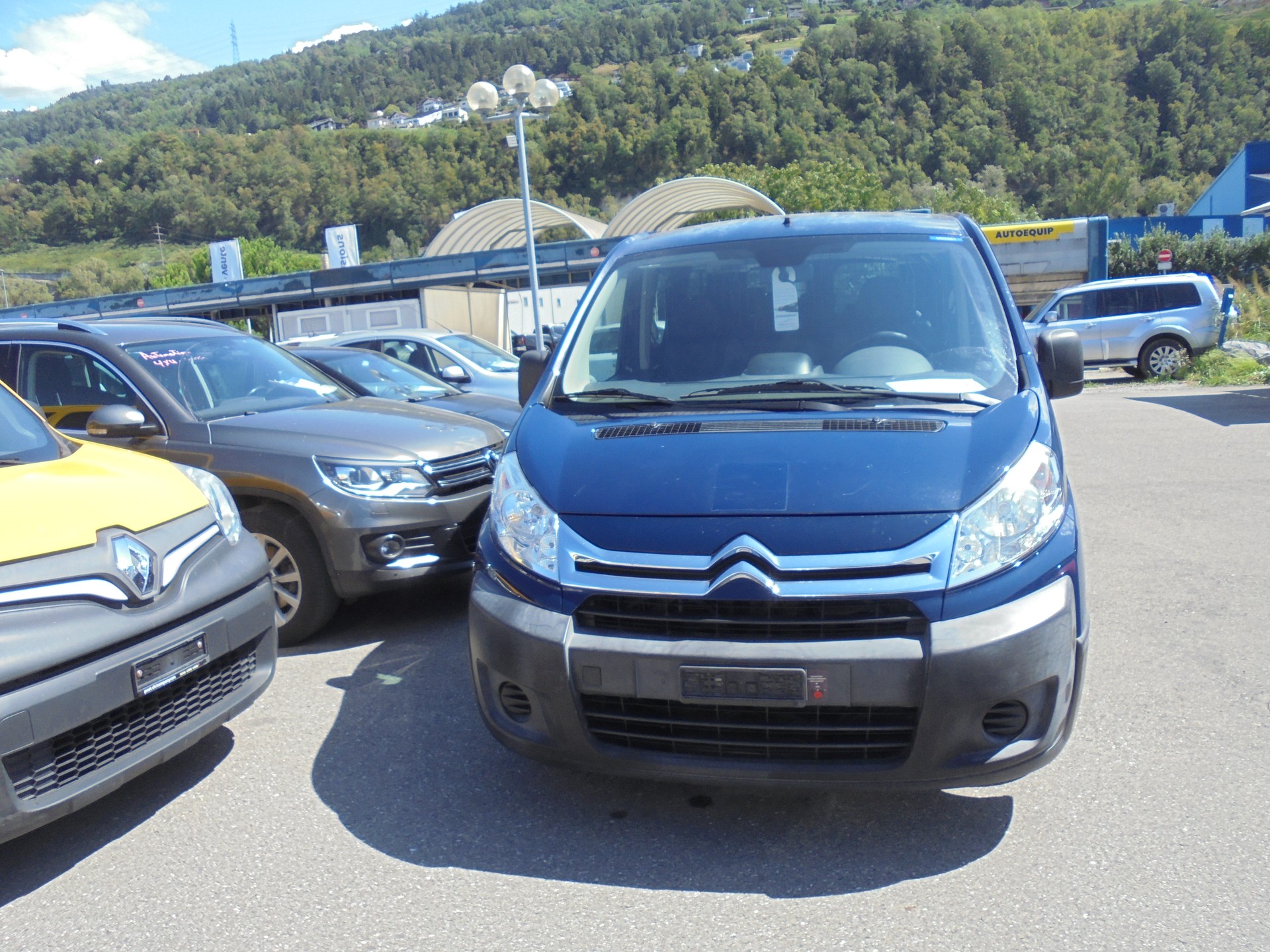CITROEN Jumpy 2.0 HDi L2H1 Attraction-image-1