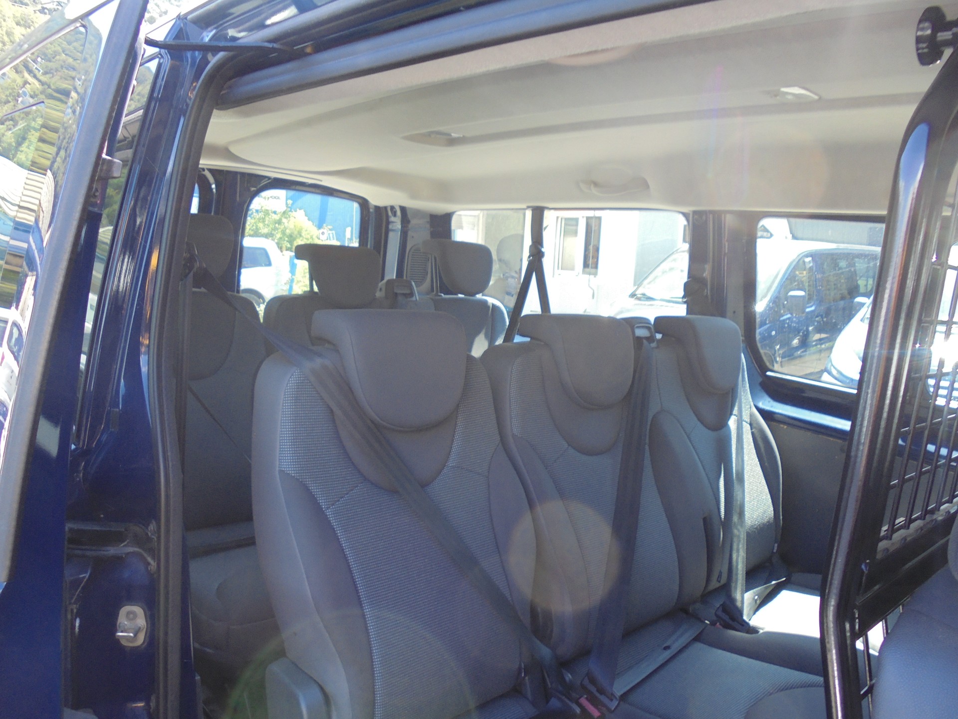 CITROEN Jumpy 2.0 HDi L2H1 Attraction-image-9
