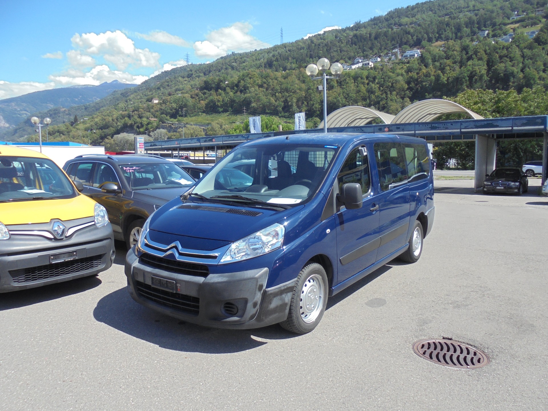 CITROEN Jumpy 2.0 HDi L2H1 Attraction-image-0