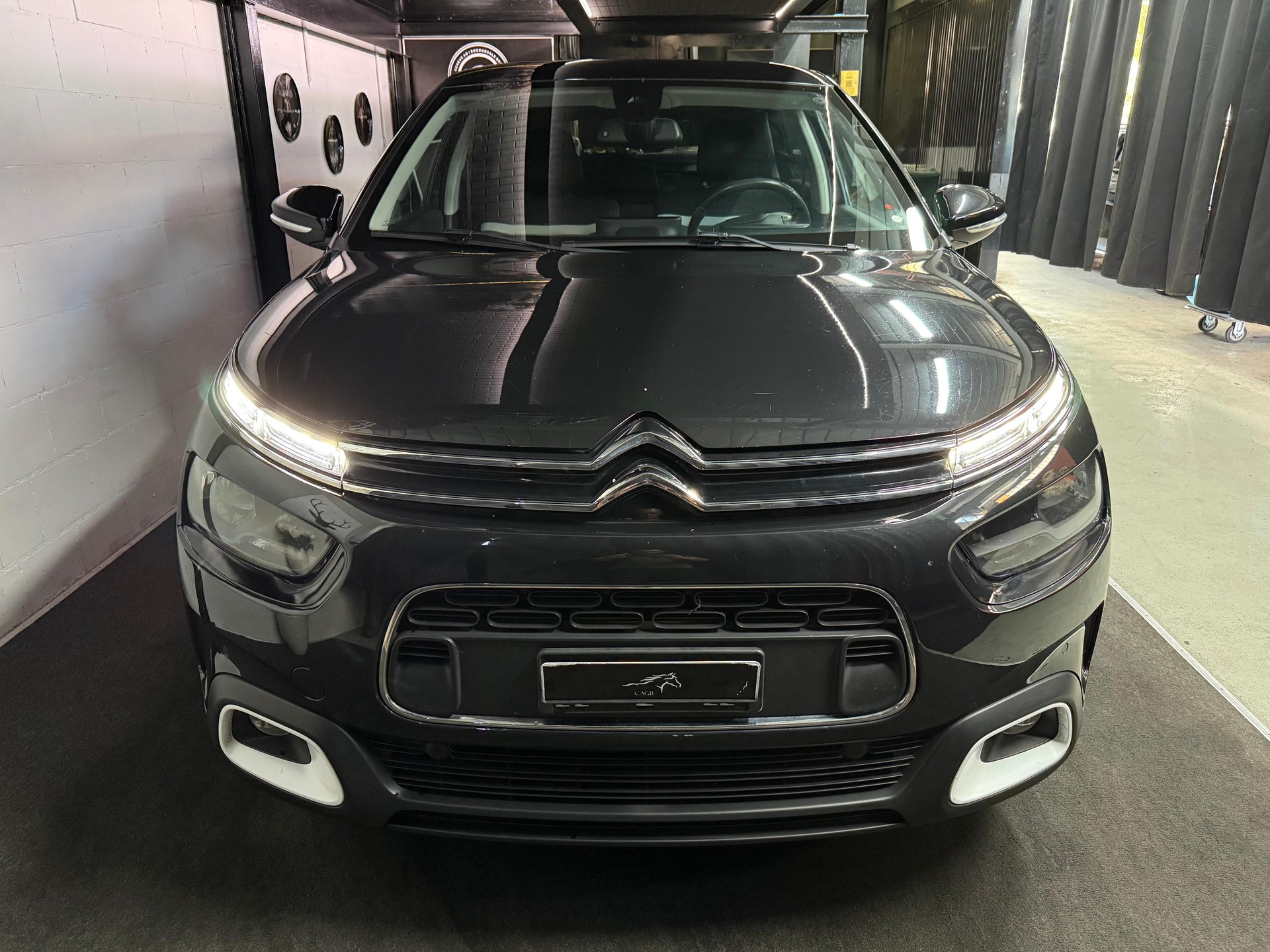 CITROEN C4 Cactus 1.2 PureT Origins EAT6-image-2