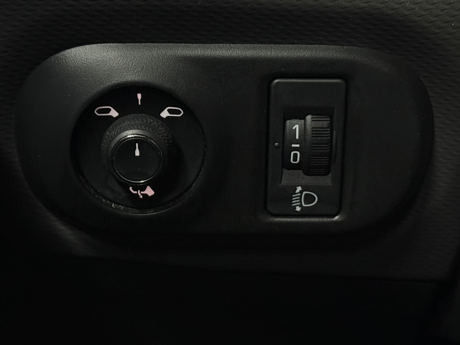 CITROEN C4 Cactus 1.2 PureT Origins EAT6-image-14
