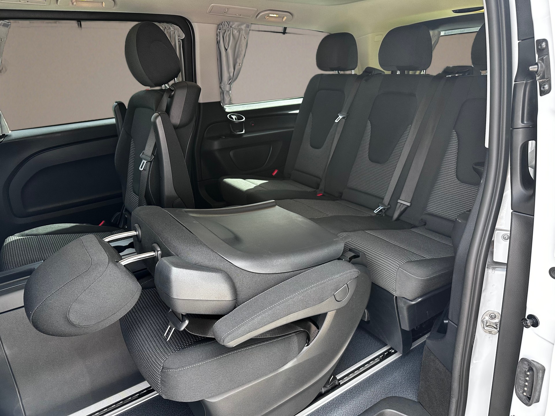 MERCEDES-BENZ Marco Polo Activity 4Matic-image-9