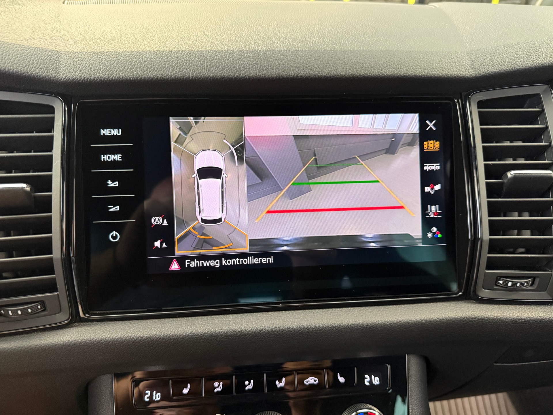 SKODA Kodiaq 2.0 Bi-TDI SCR RS 4x4 DSG-image-10