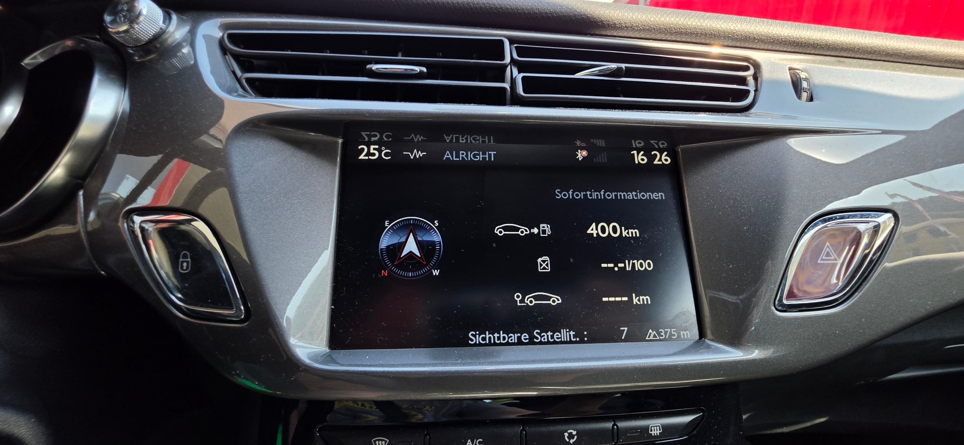 DS AUTOMOBILES DS3 Cabrio 1.6 THP Sport Chic-image-19
