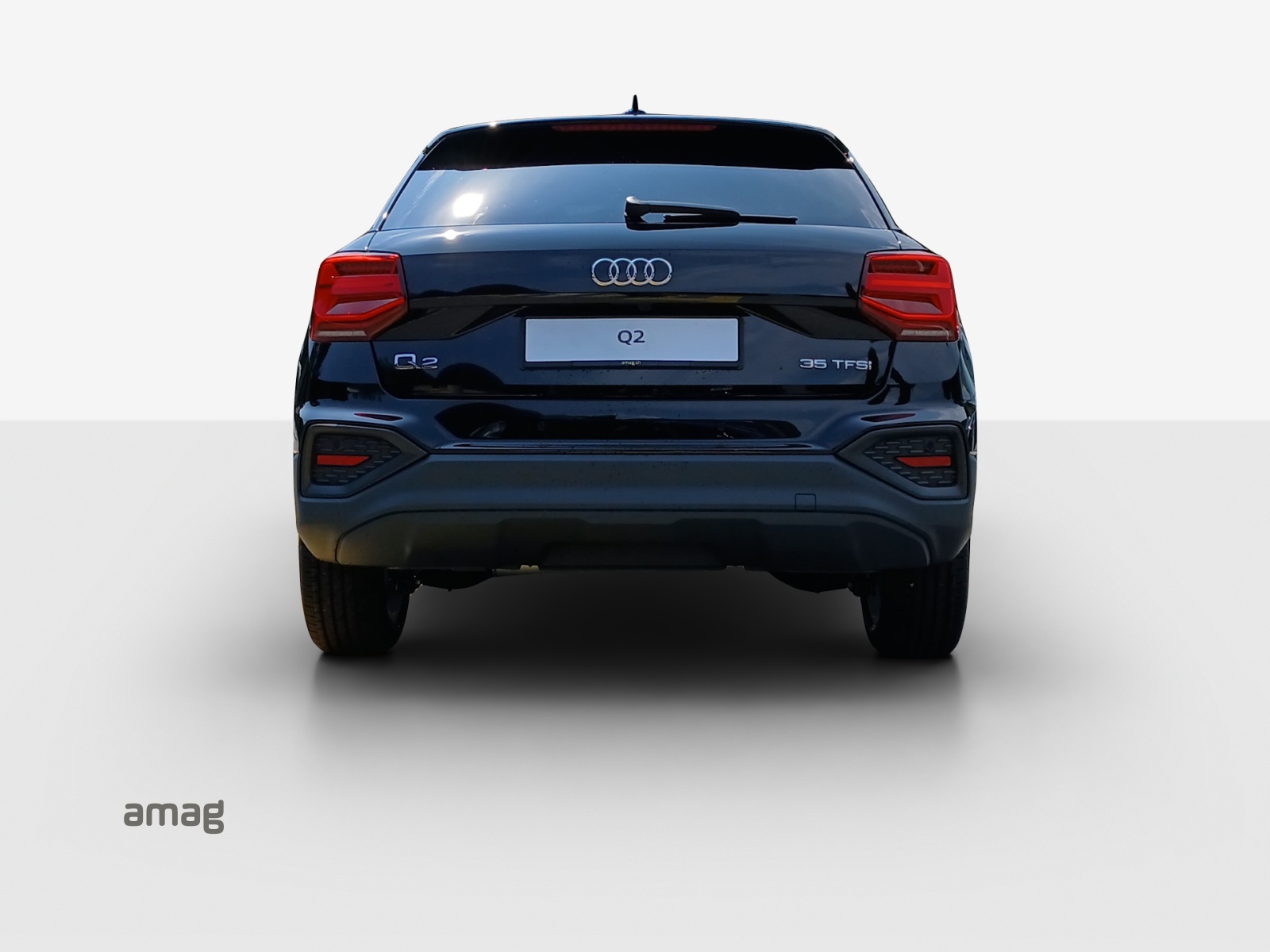 AUDI Q2 35 TFSI S-tronic-showroom-element-3
