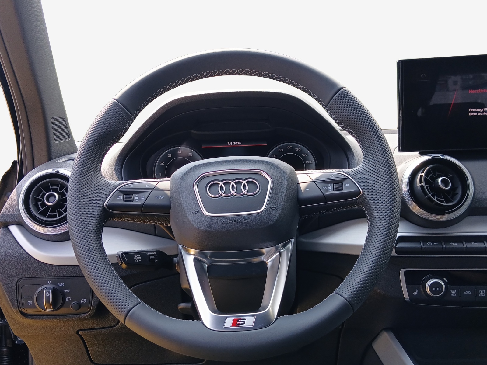 AUDI Q2 35 TFSI S-tronic-image-9