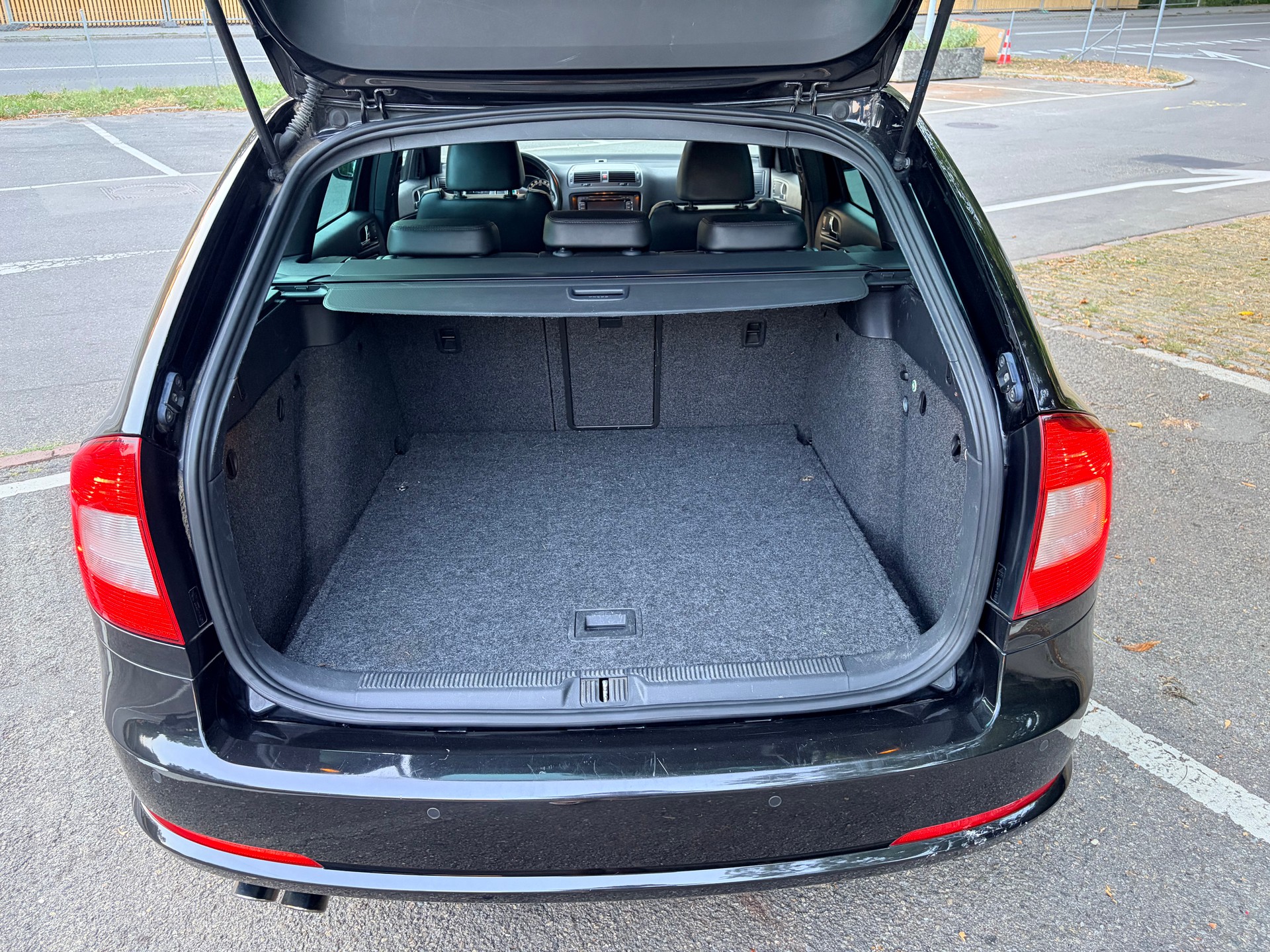 SKODA 2.0 TFSI 200 RS DSG-image-7