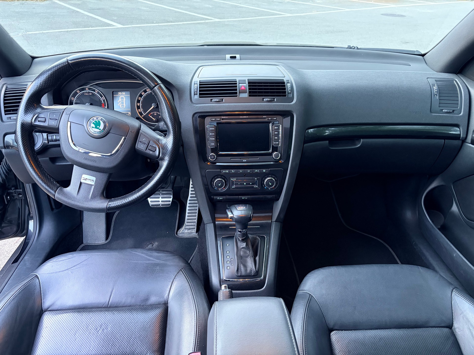 SKODA 2.0 TFSI 200 RS DSG-image-8