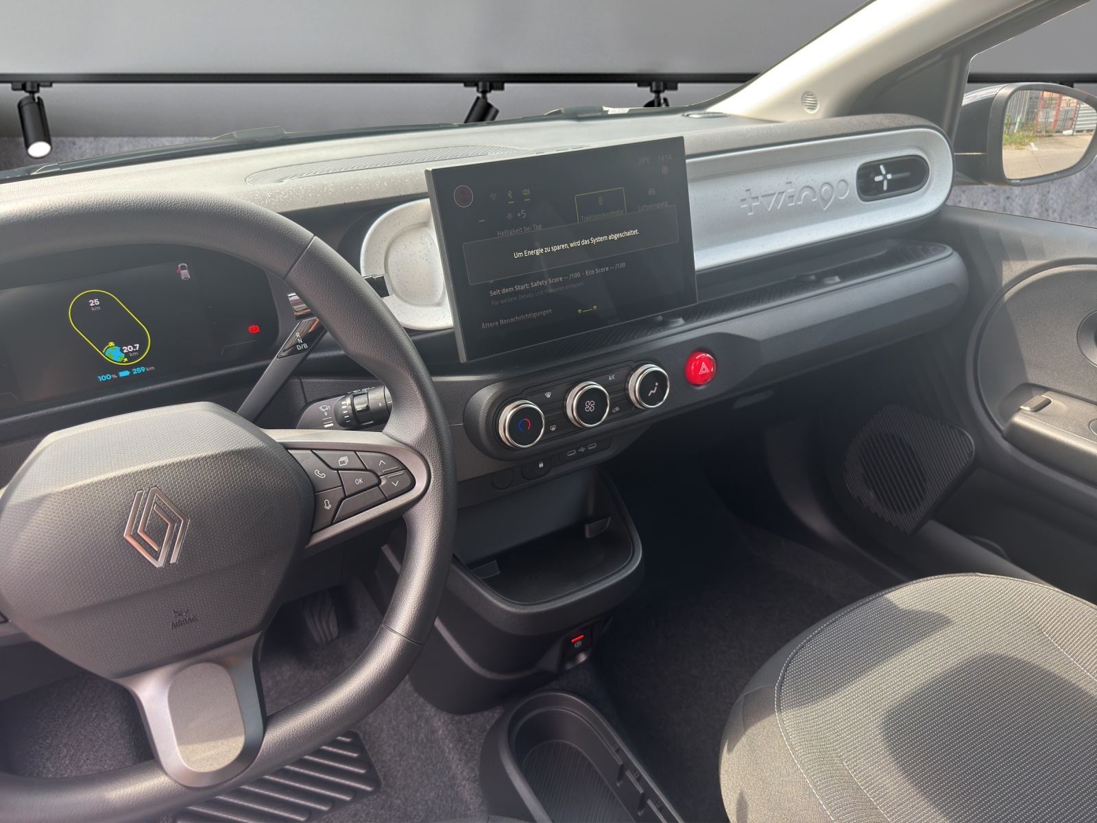 RENAULT Twingo E-Tech 27kWh Evolution-image-9