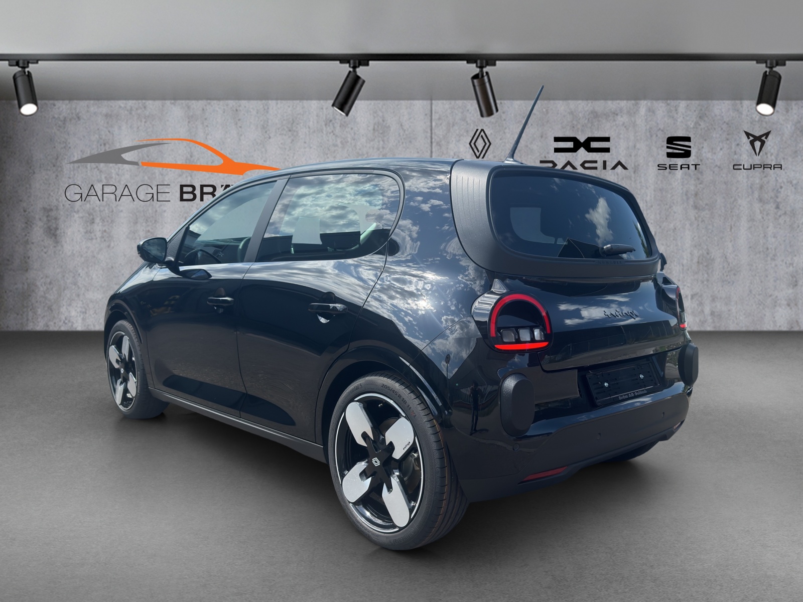 RENAULT Twingo E-Tech 27kWh Evolution-image-3