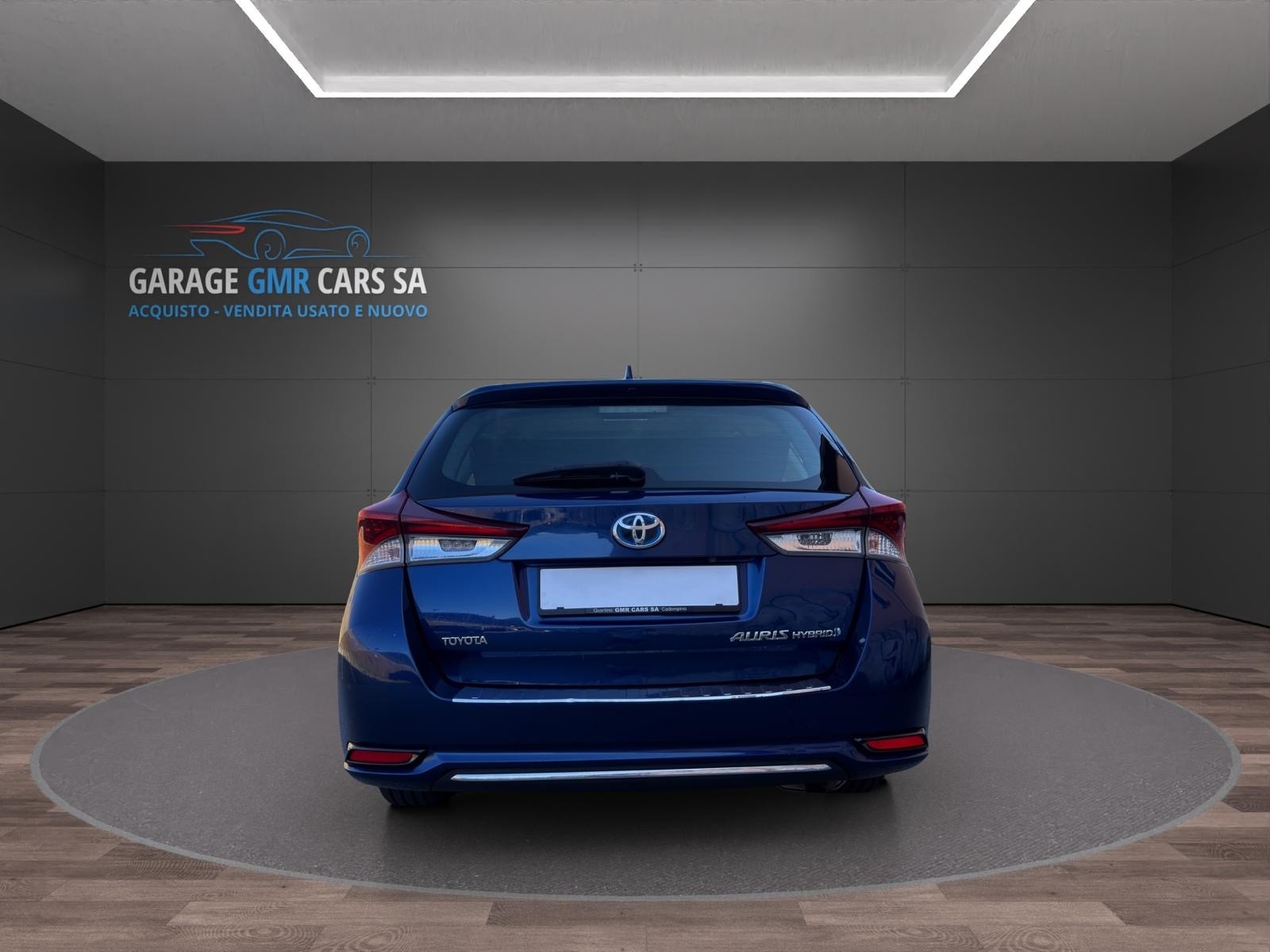 TOYOTA Auris Touring Sports 1.8 HSD Luna e-CVT-image-4