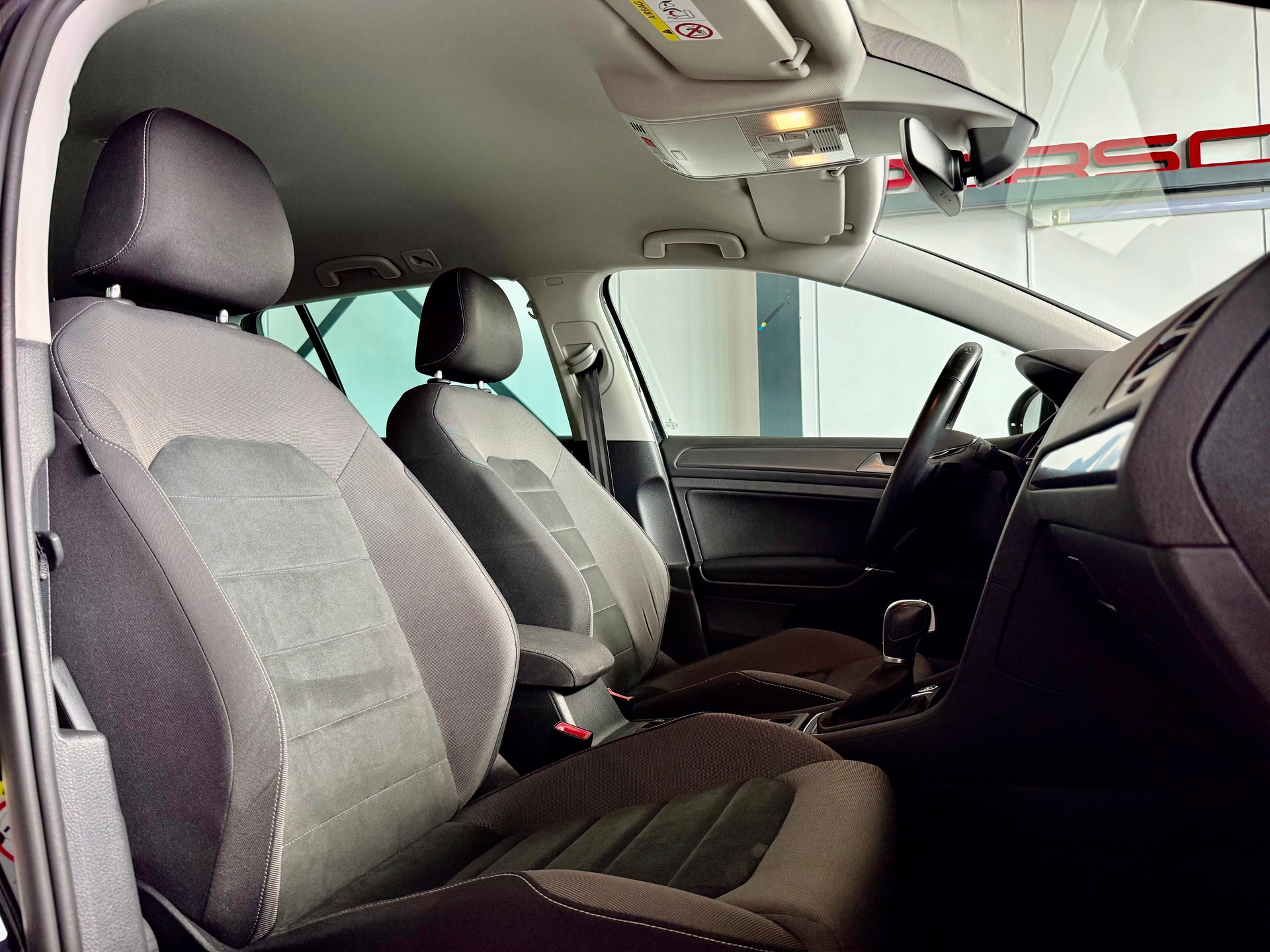 VW Golf Variant 1.5 TSI EVO Comfortline DSG-image-8