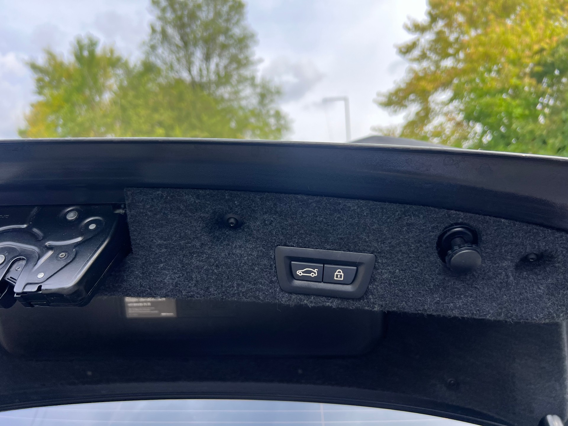 BMW M550d xDrive Steptronic-image-14