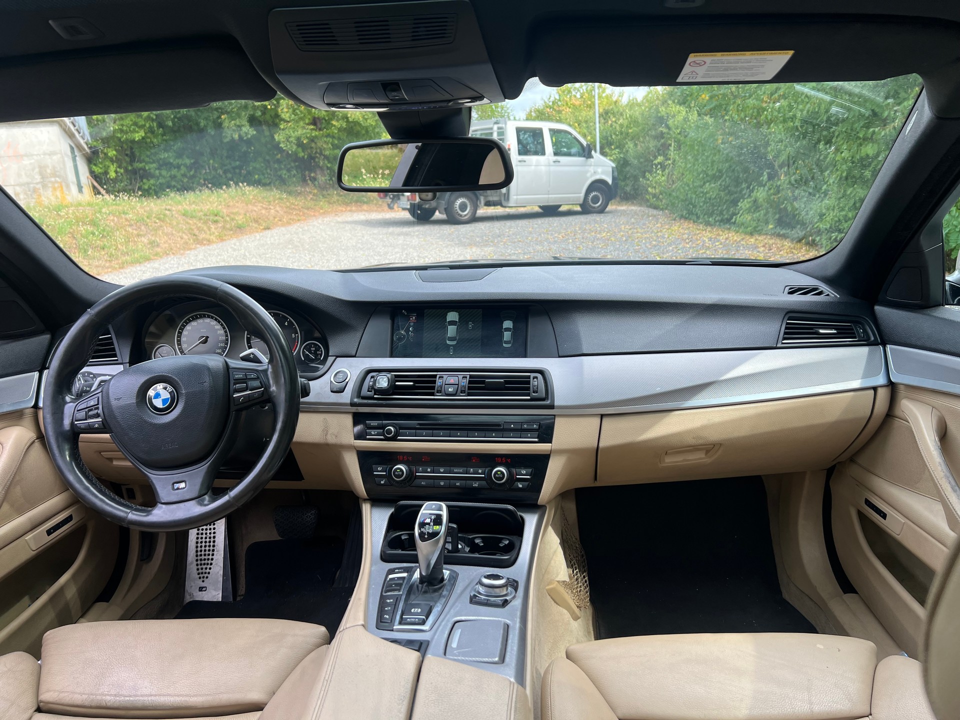 BMW M550d xDrive Steptronic-image-9