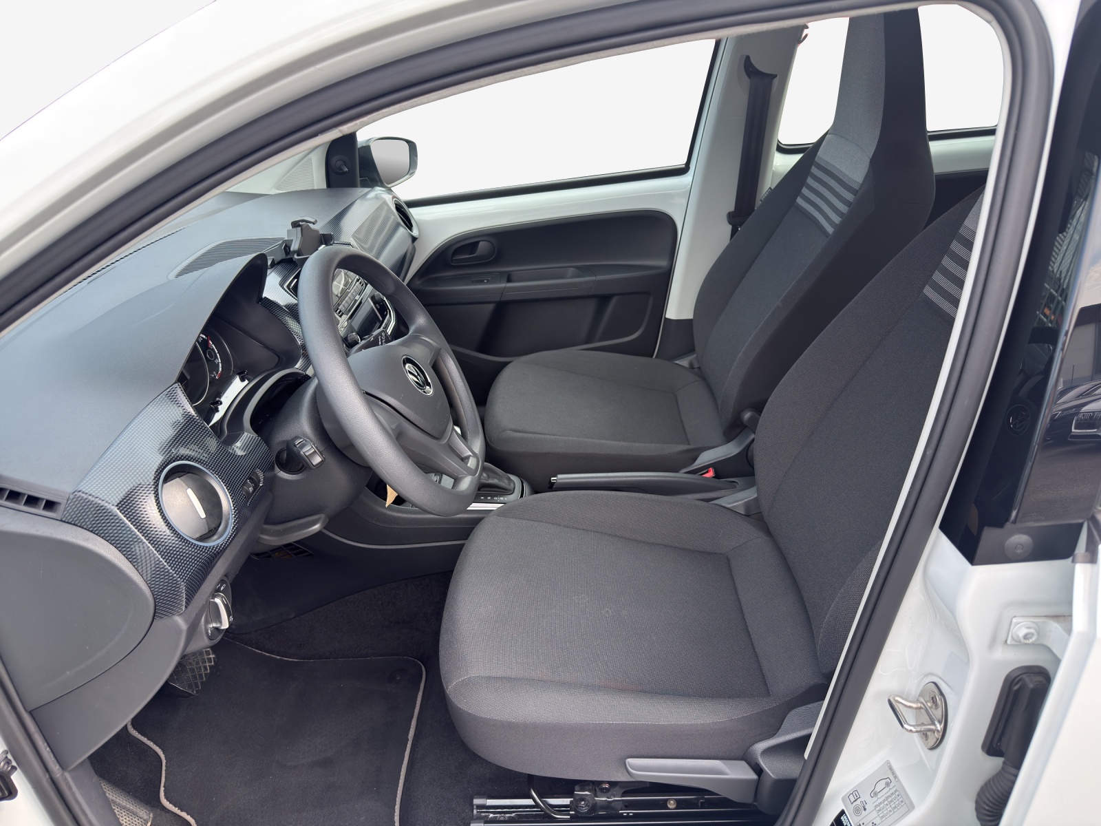 VW e-Up-image-7
