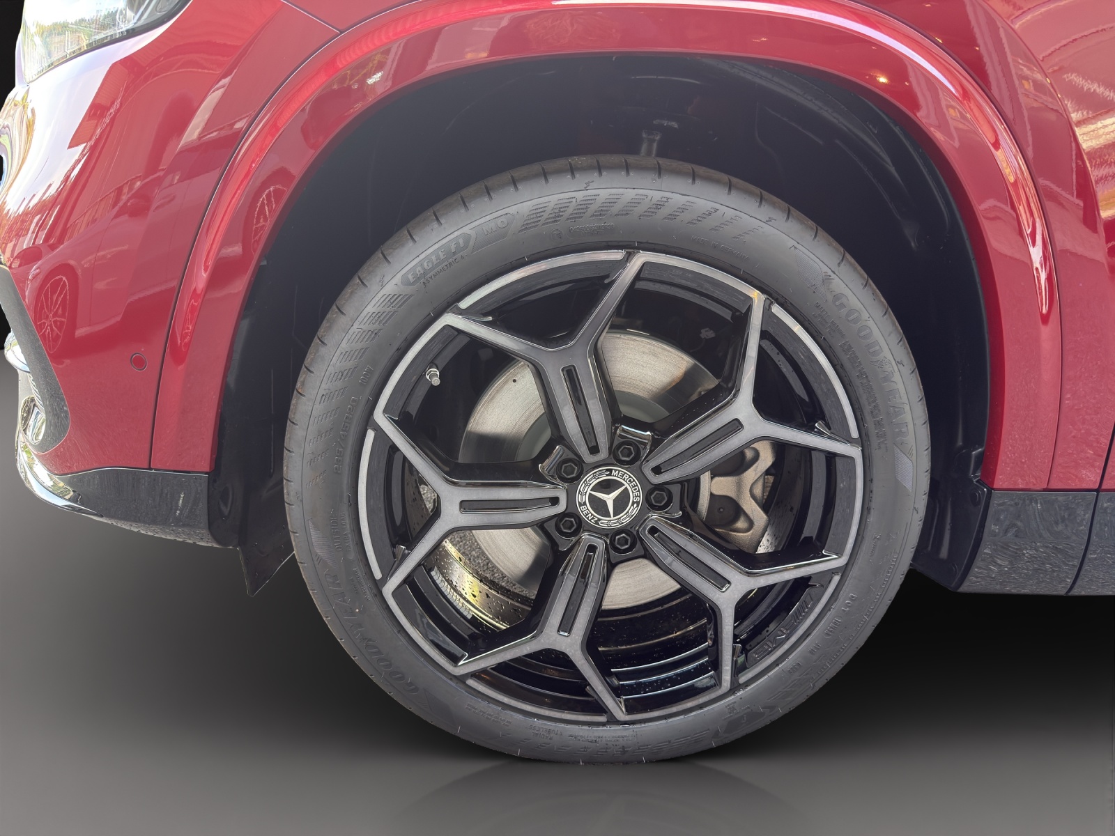 MERCEDES-BENZ GLB 350 4MATIC with EQ Technology-image-7