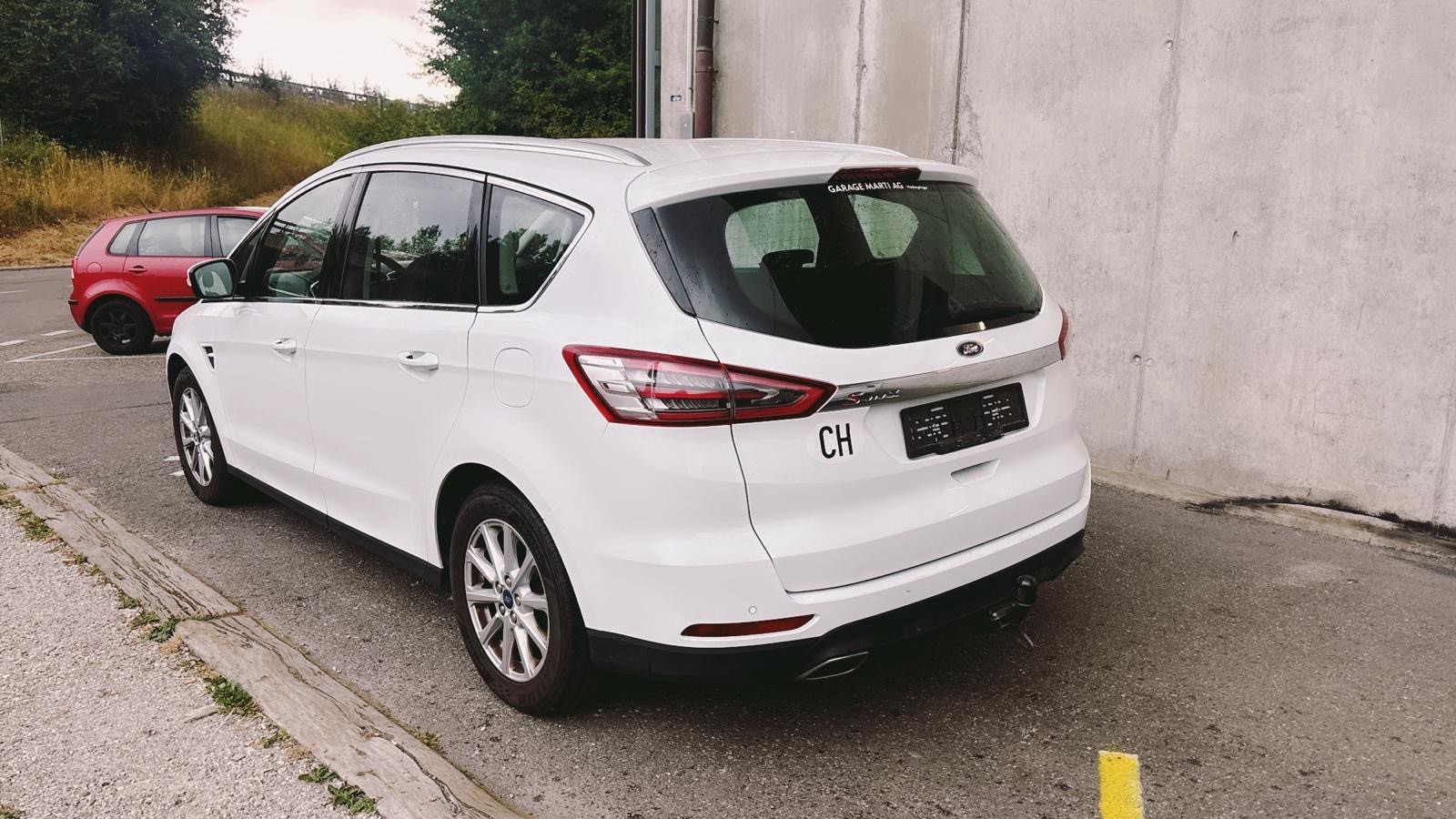 FORD S-Max 2.0 TDCi Trend PoweShift-image-4