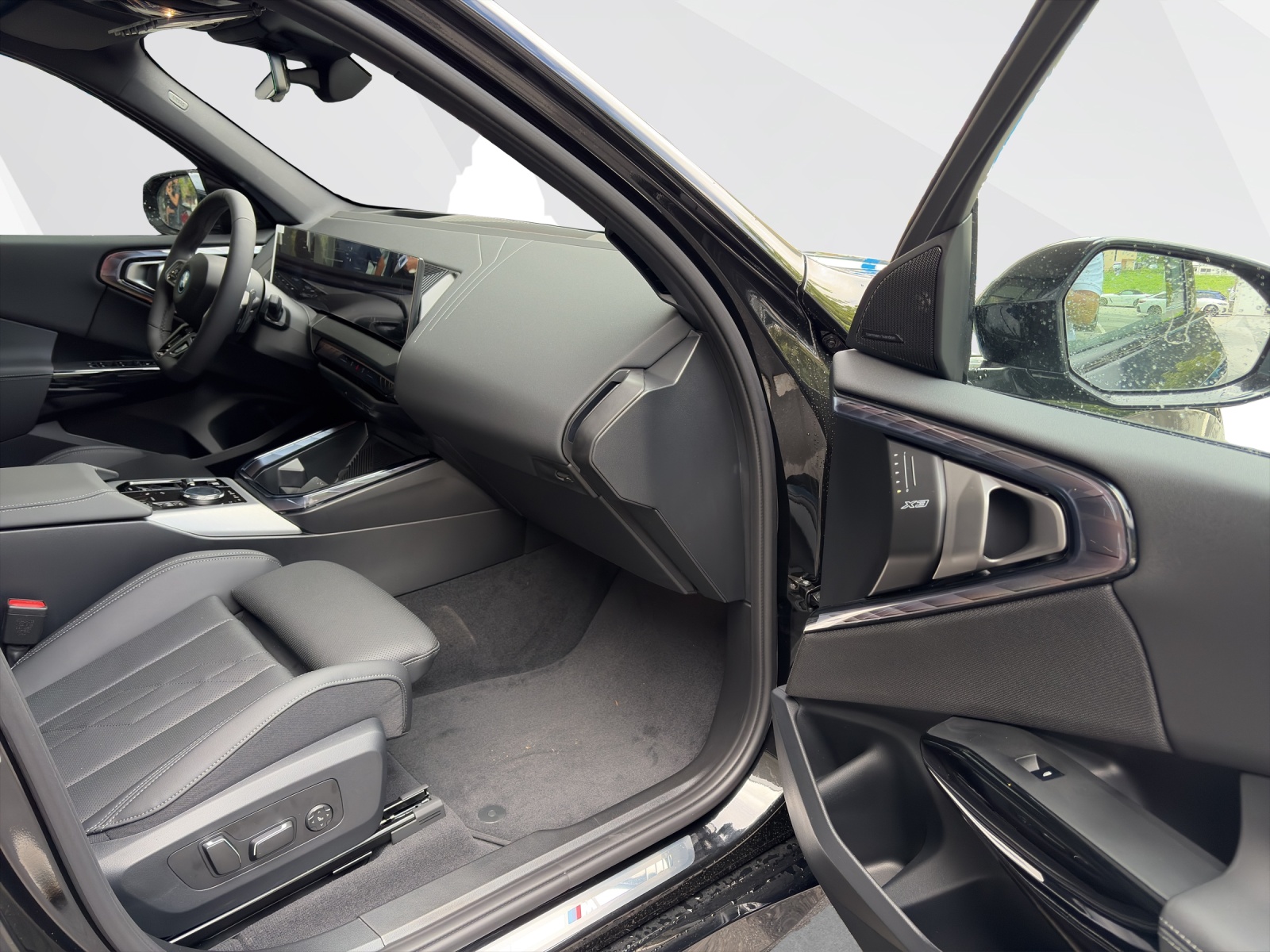 BMW X3 30e xDrive-image-17