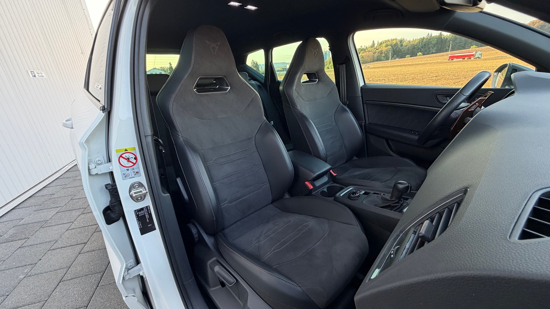 CUPRA Ateca 2.0TSI VZ 4Drive DSG / Fahrassistenten-Paket XL-image-12