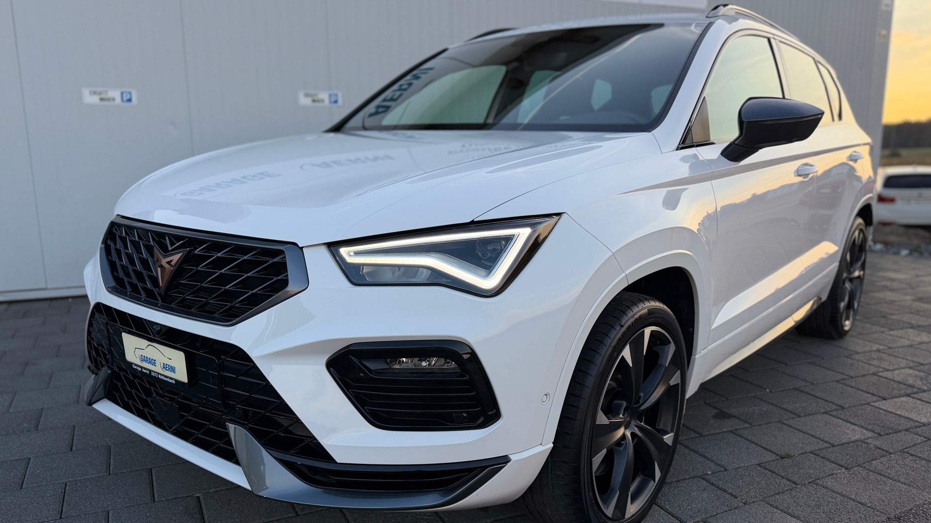 CUPRA Ateca 2.0TSI VZ 4Drive DSG / Fahrassistenten-Paket XL-image-3