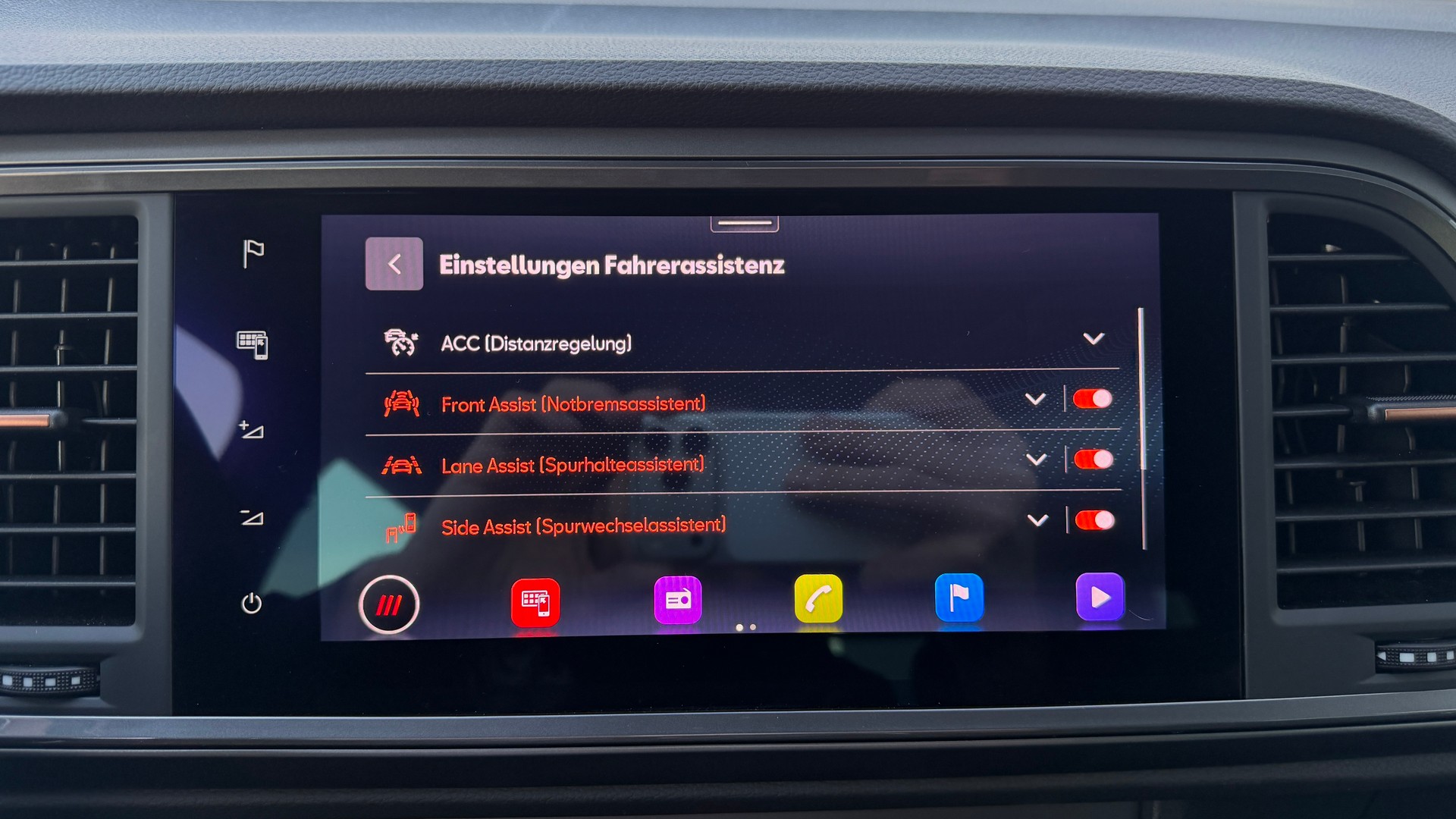 CUPRA Ateca 2.0TSI VZ 4Drive DSG / Fahrassistenten-Paket XL-image-22