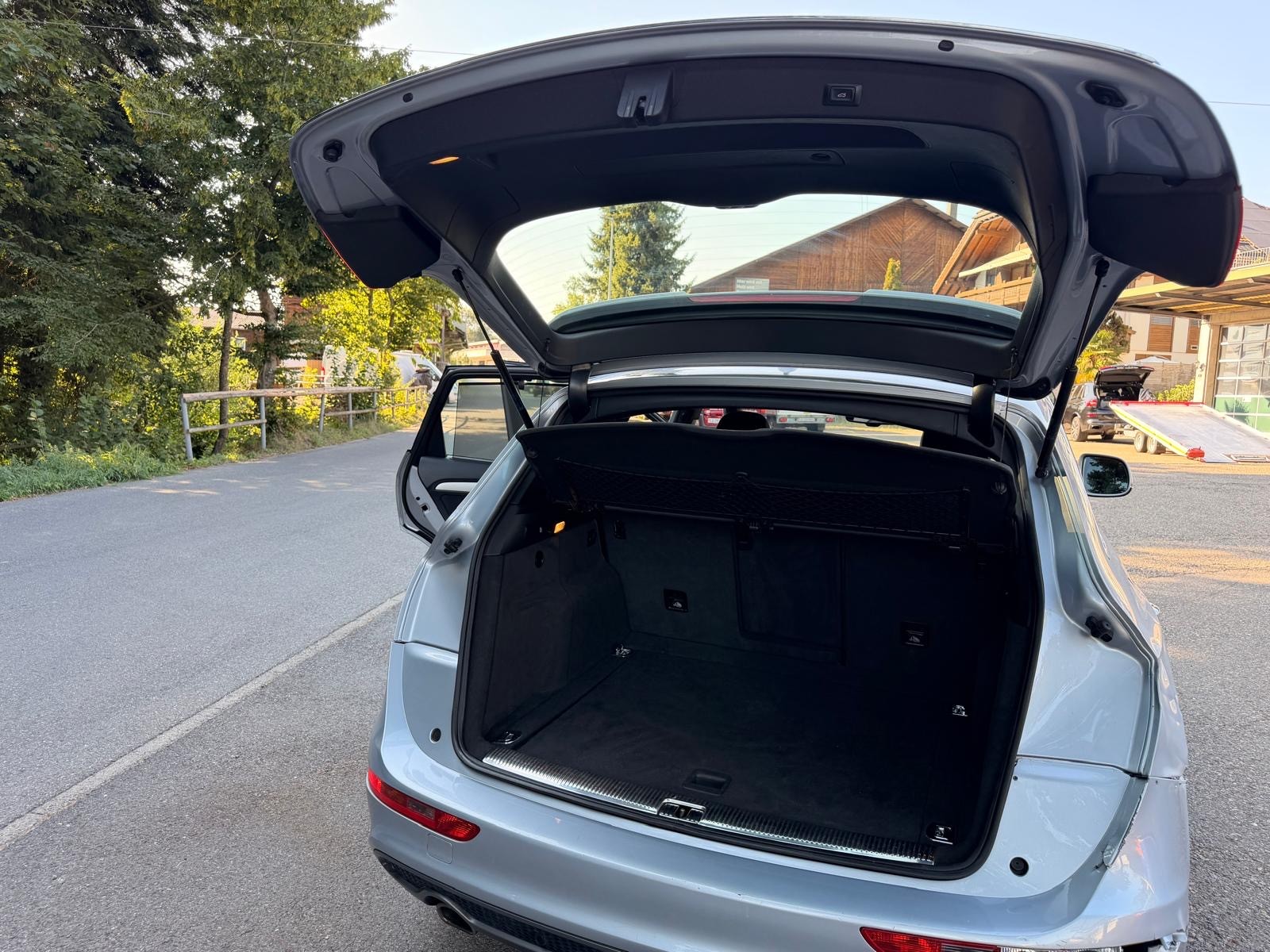 AUDI Q5 3.0 TDI clean quattro S-tronic-image-10