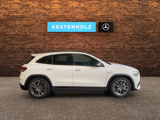 MERCEDES-BENZ GLA 35 AMG 4Matic-image-2