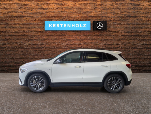 MERCEDES-BENZ GLA 35 AMG 4Matic-image-3