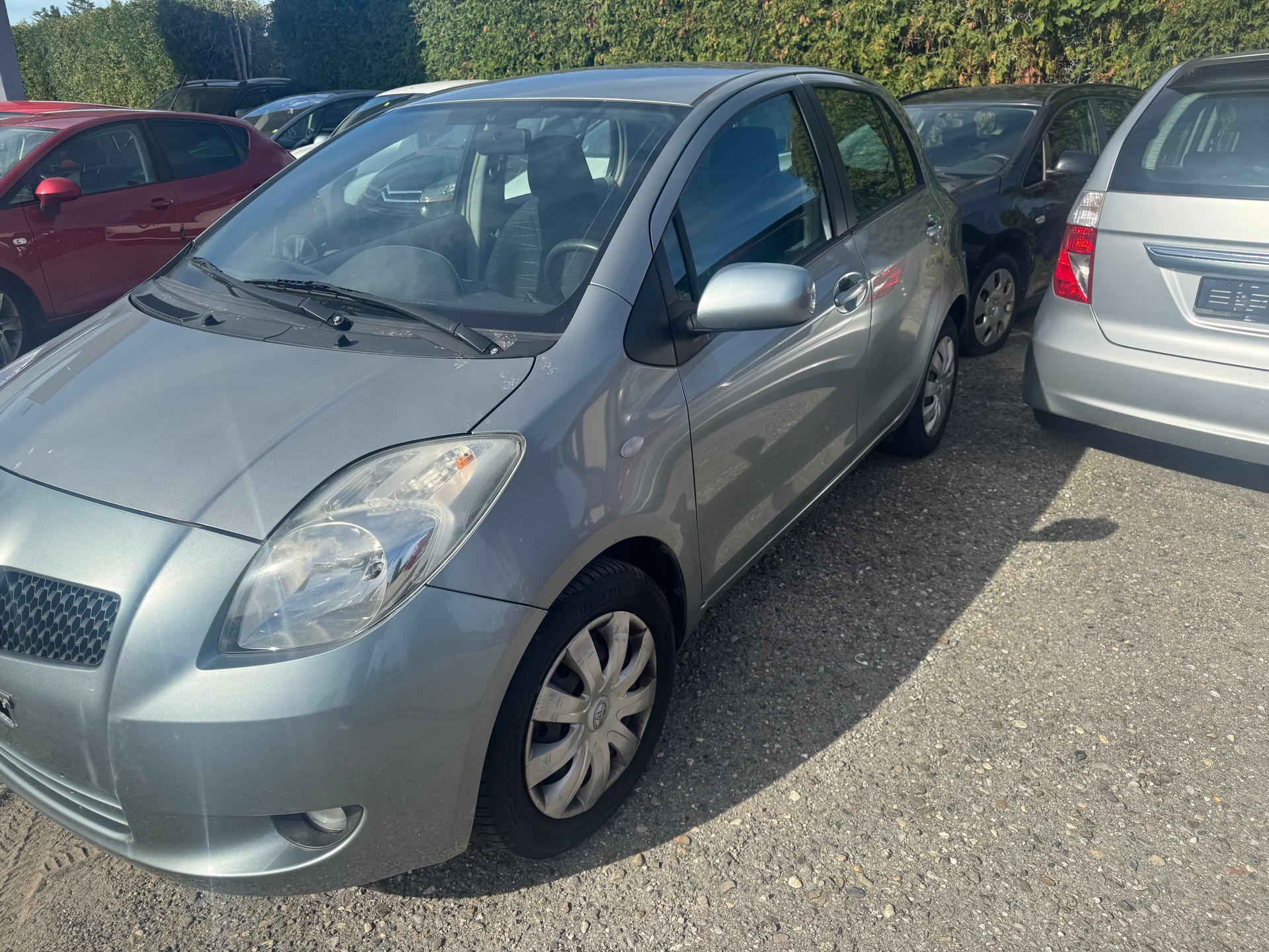 TOYOTA Yaris 1.3 Linea Luna-image-7