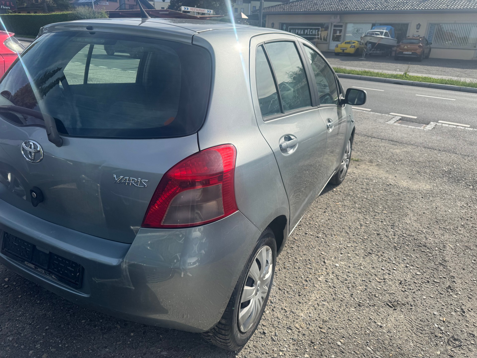 TOYOTA Yaris 1.3 Linea Luna-image-9
