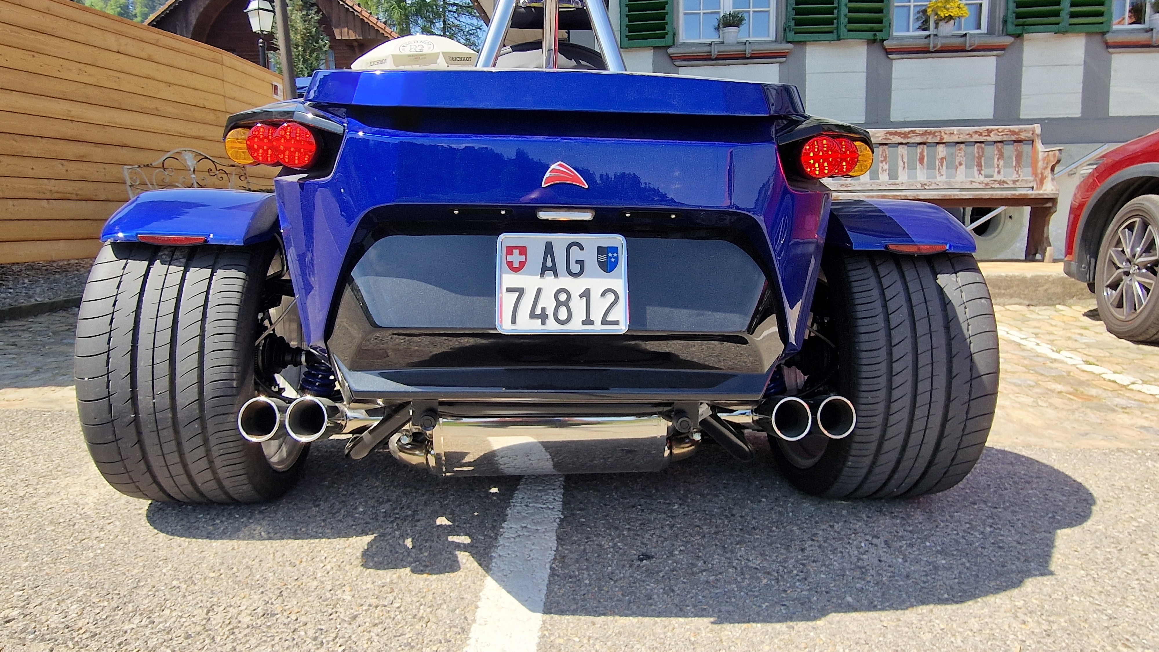 Car photo