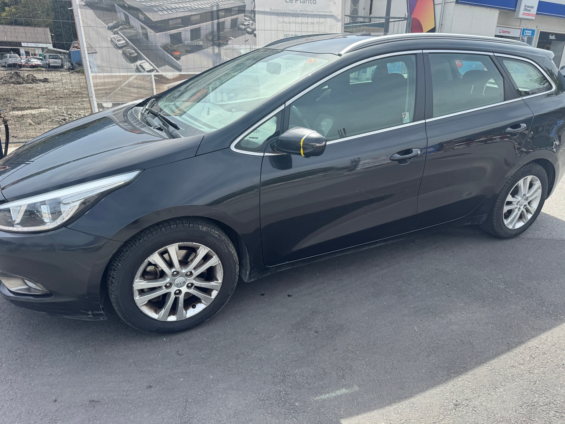 KIA Cee'd Sportswagon 1.6 GDi FiFa World Cup Ed. DCT-image-5