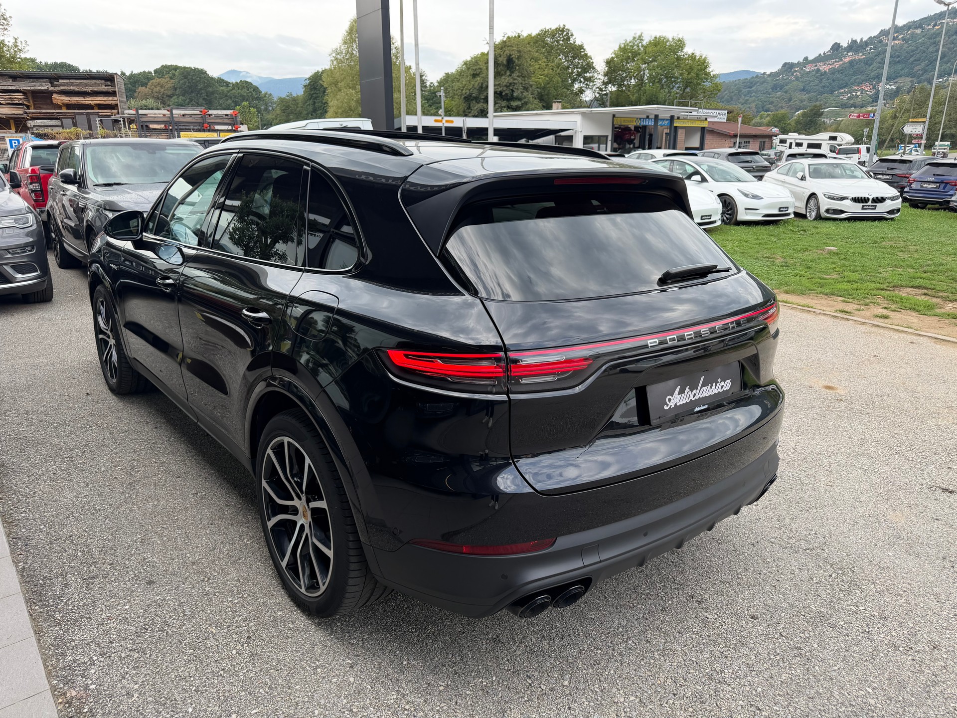 PORSCHE Cayenne E-Hybrid-image-6