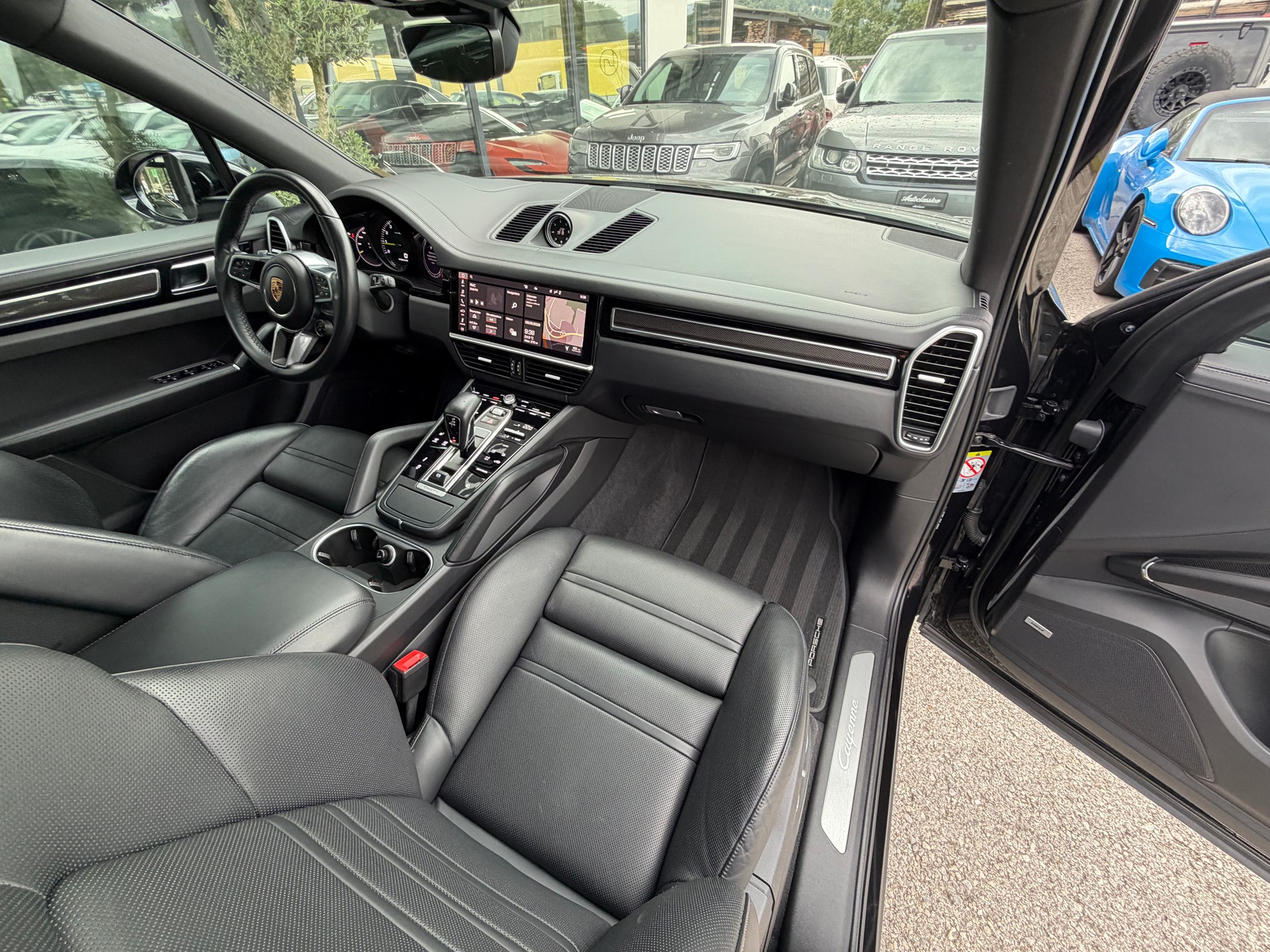 PORSCHE Cayenne E-Hybrid-image-11