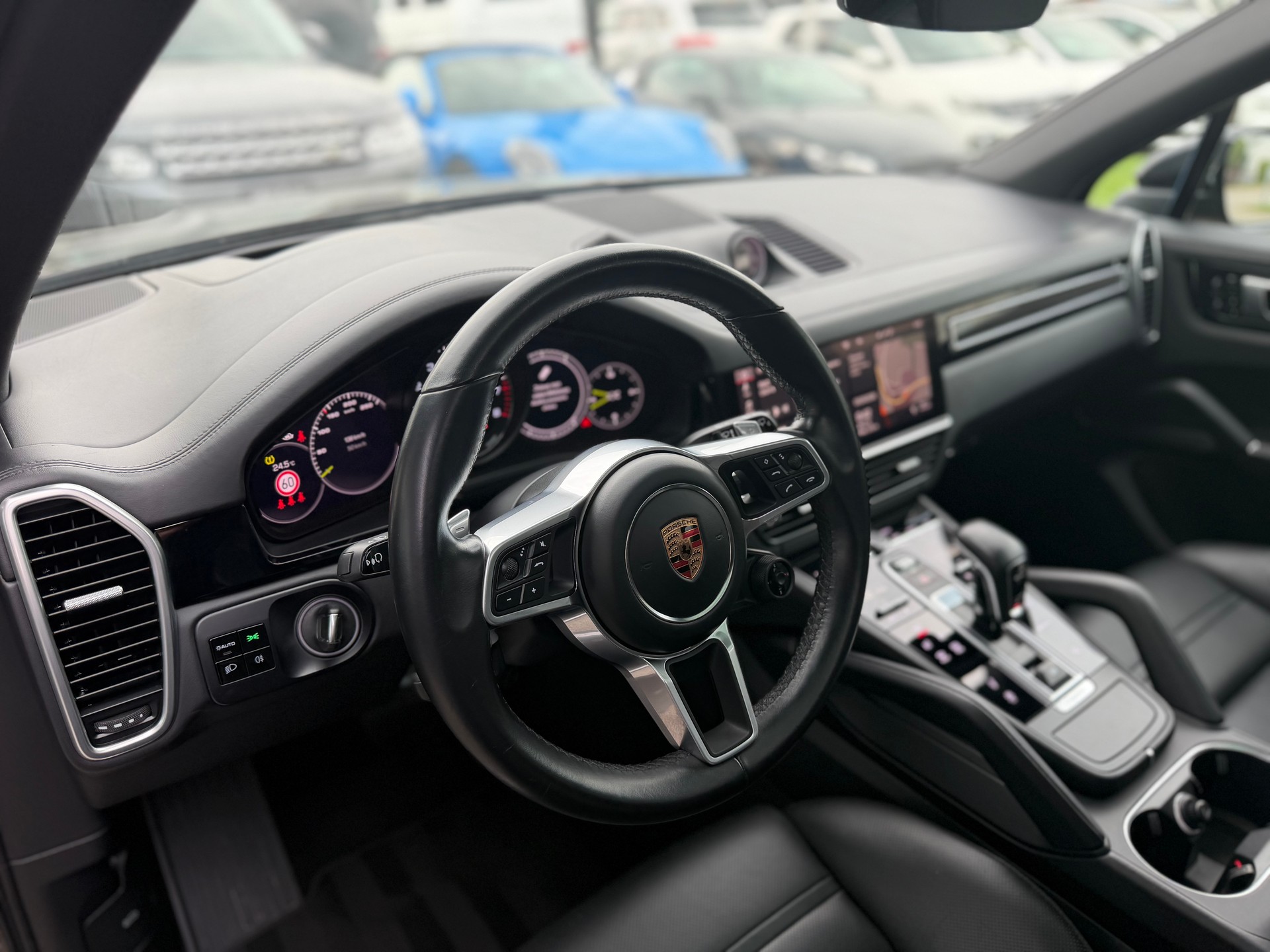 PORSCHE Cayenne E-Hybrid-image-13
