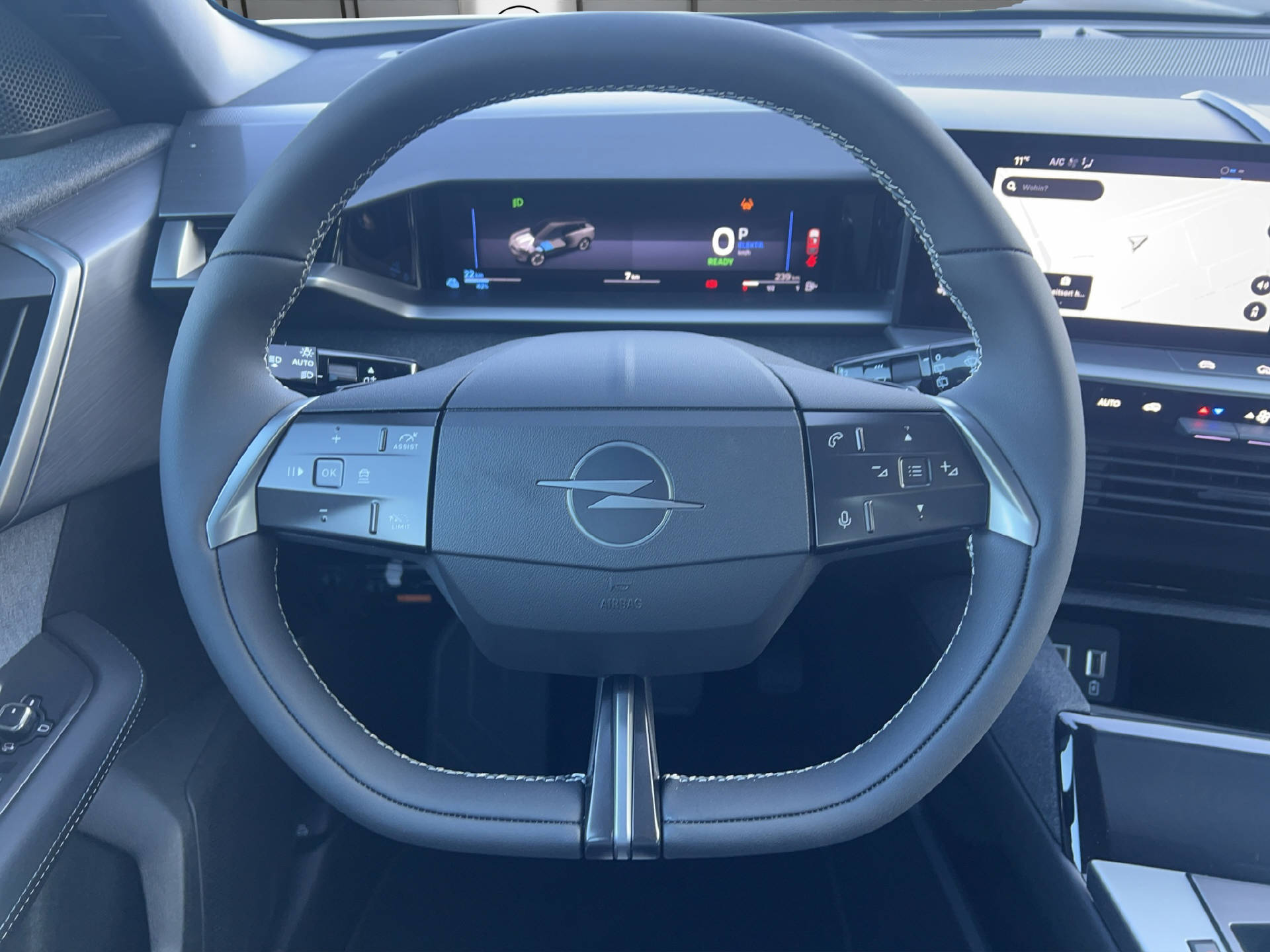 OPEL Grandland 1.6 T PHEV Edition-image-9