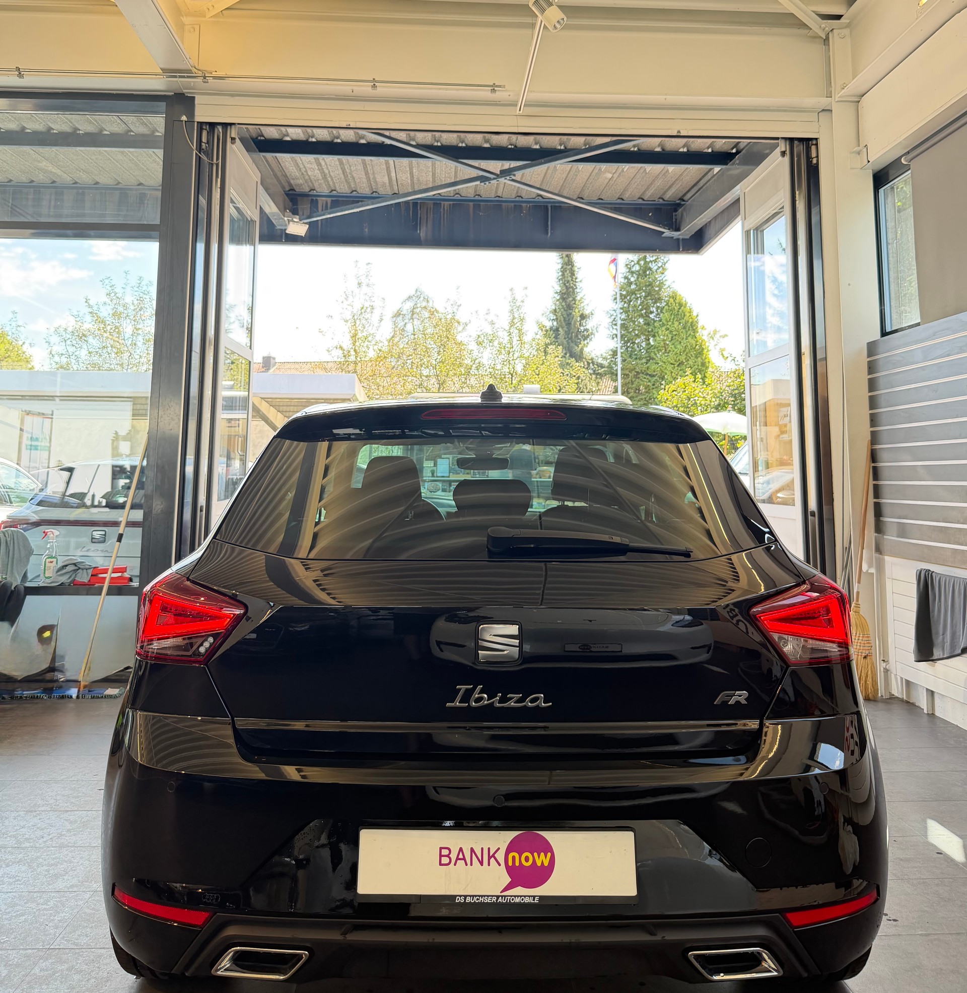 SEAT Ibiza 1.0 TSI 110 Hola FR DSG-image-5
