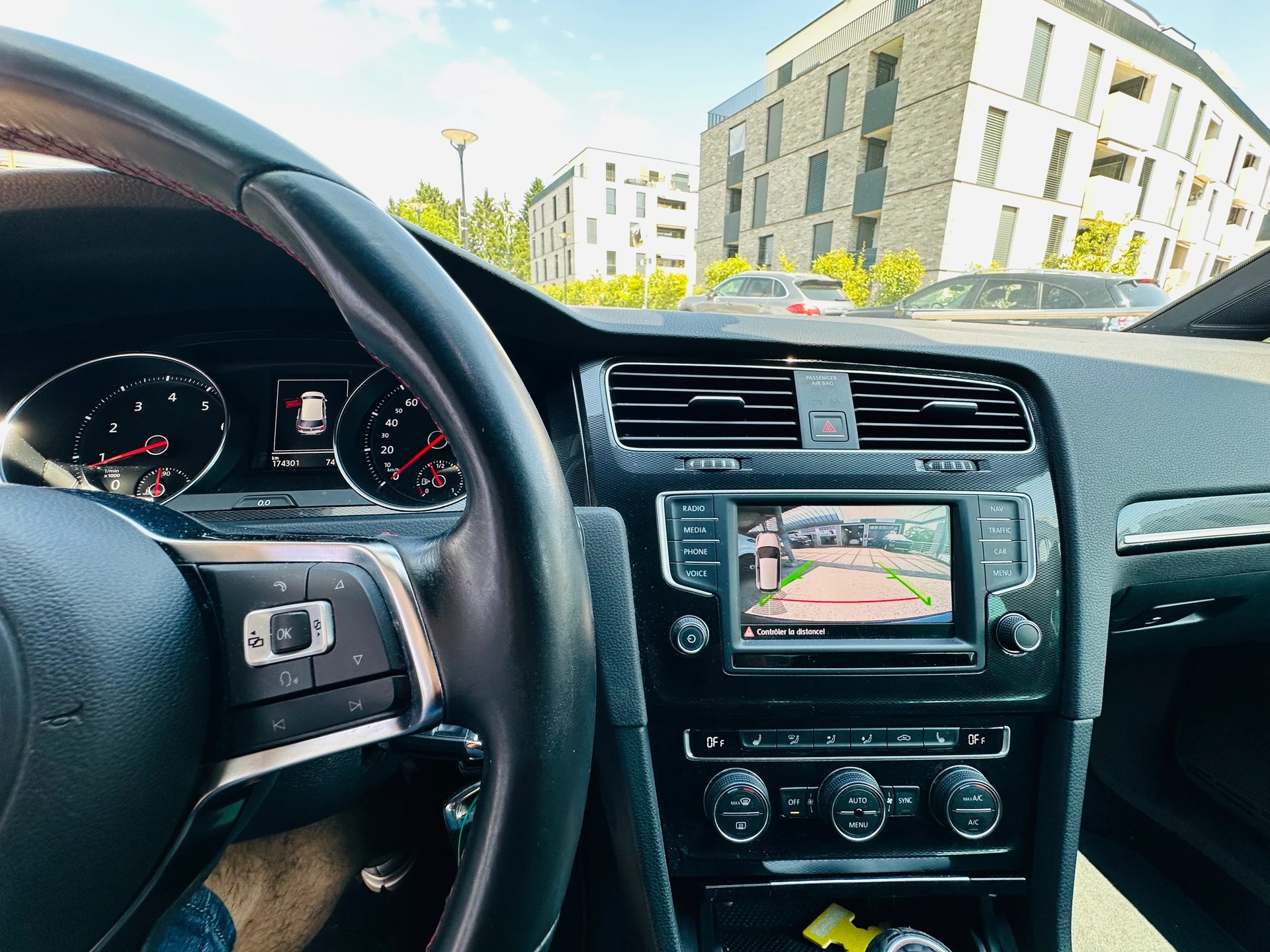 VW Golf 2.0 TSI GTI-image-7