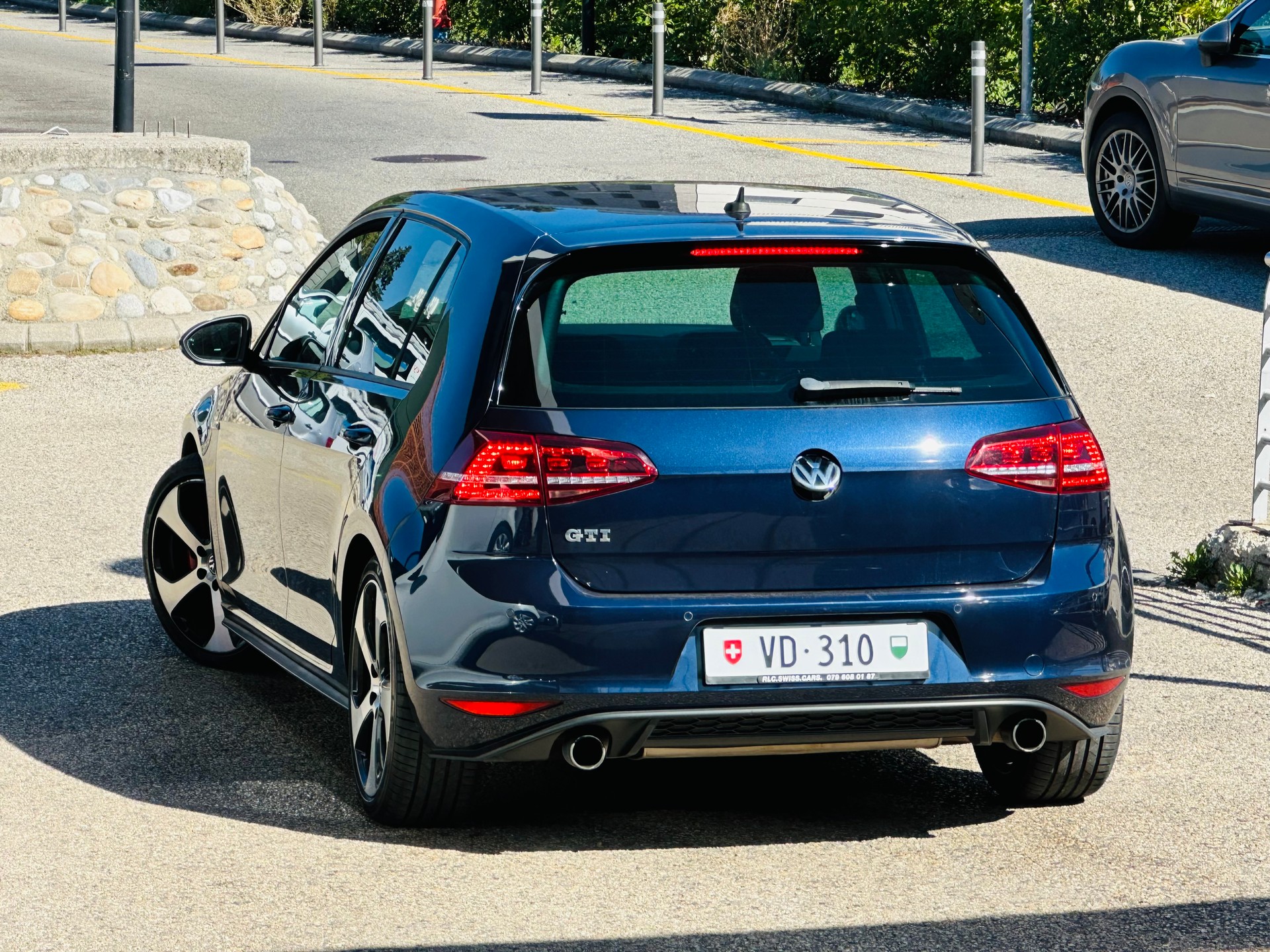 VW Golf 2.0 TSI GTI-image-6