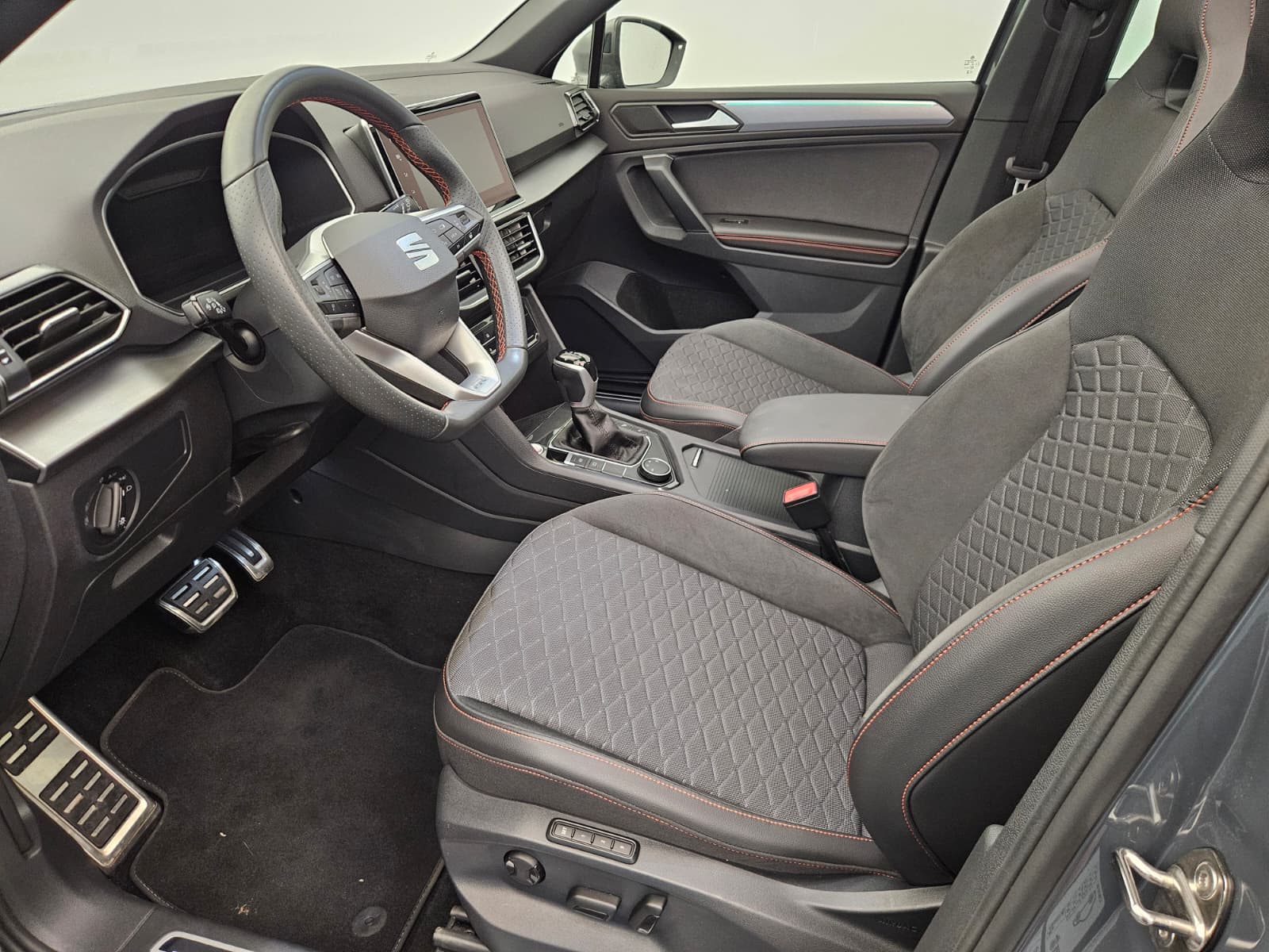 SEAT Tarraco 1.4 e-HYBRID DSG Move FR-image-10
