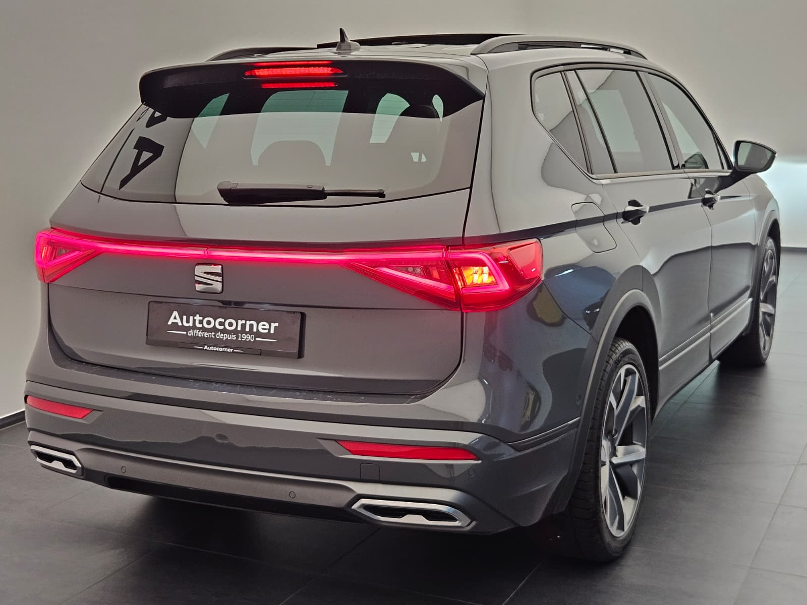 SEAT Tarraco 1.4 e-HYBRID DSG Move FR-image-6