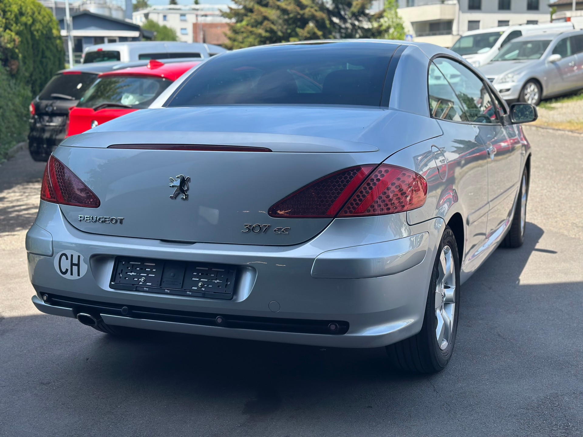 PEUGEOT 307 CC 2.0 16V Platinum Edition-image-5