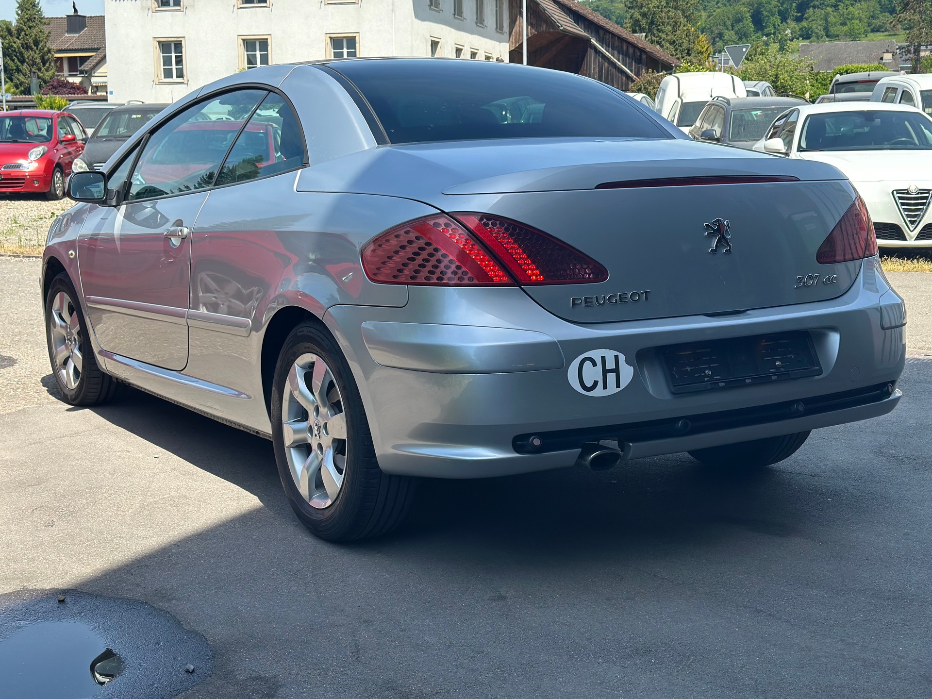 PEUGEOT 307 CC 2.0 16V Platinum Edition-image-7