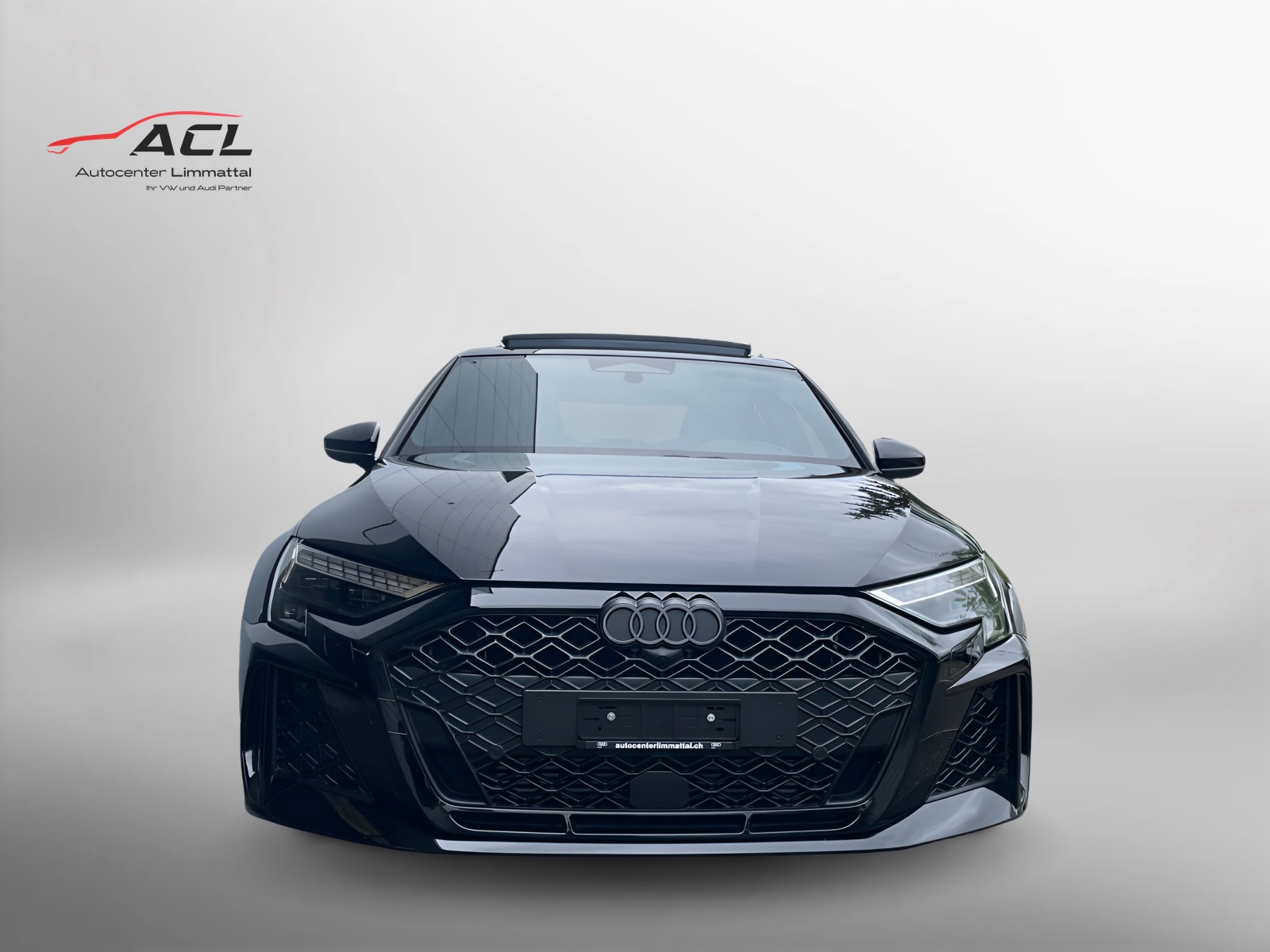 AUDI RS3 Limousine 2.5 TSI quattro S-tronic-image-1