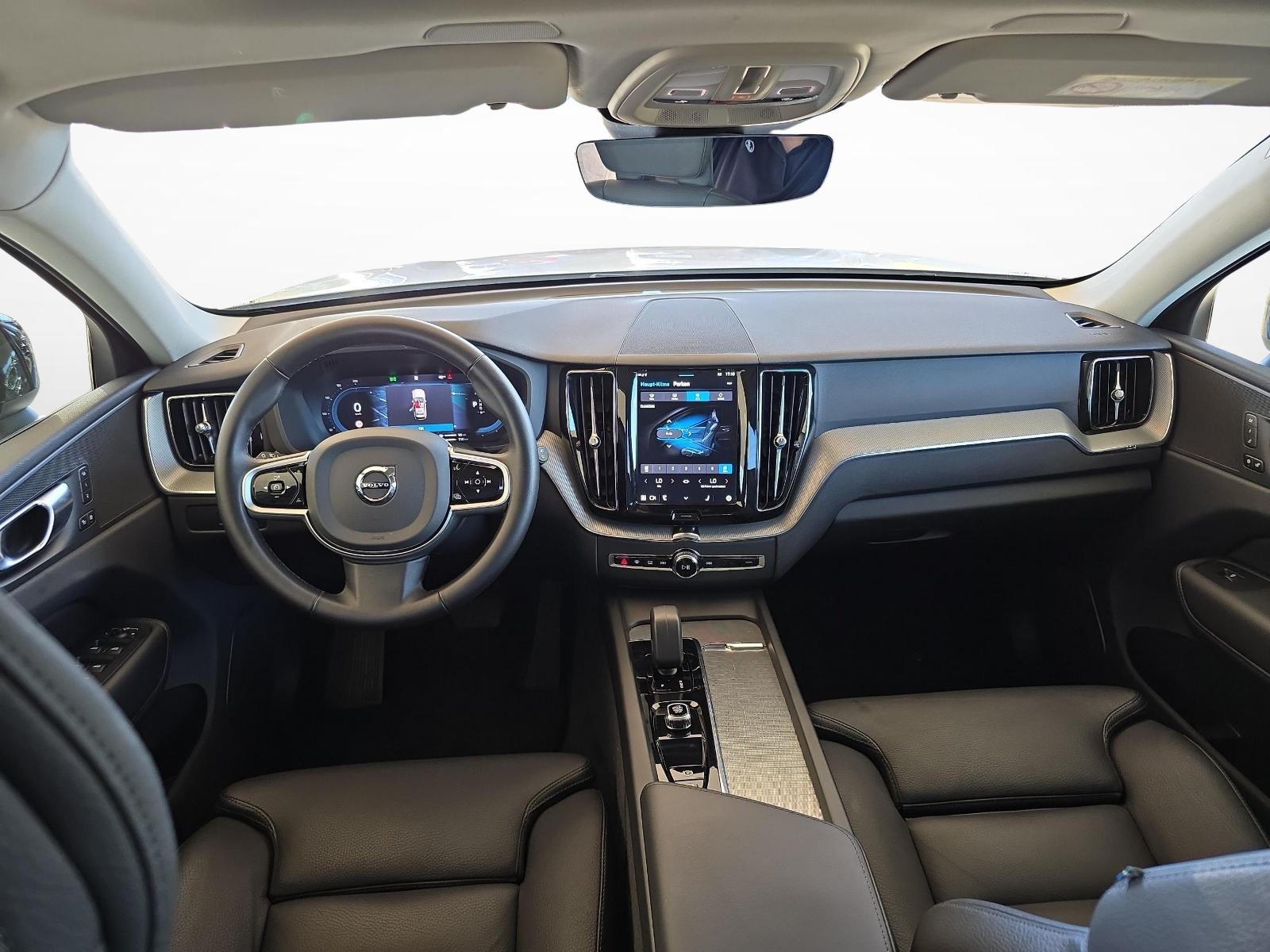 VOLVO XC60 2.0 T6 TE Plus Dark eAWD-image-9