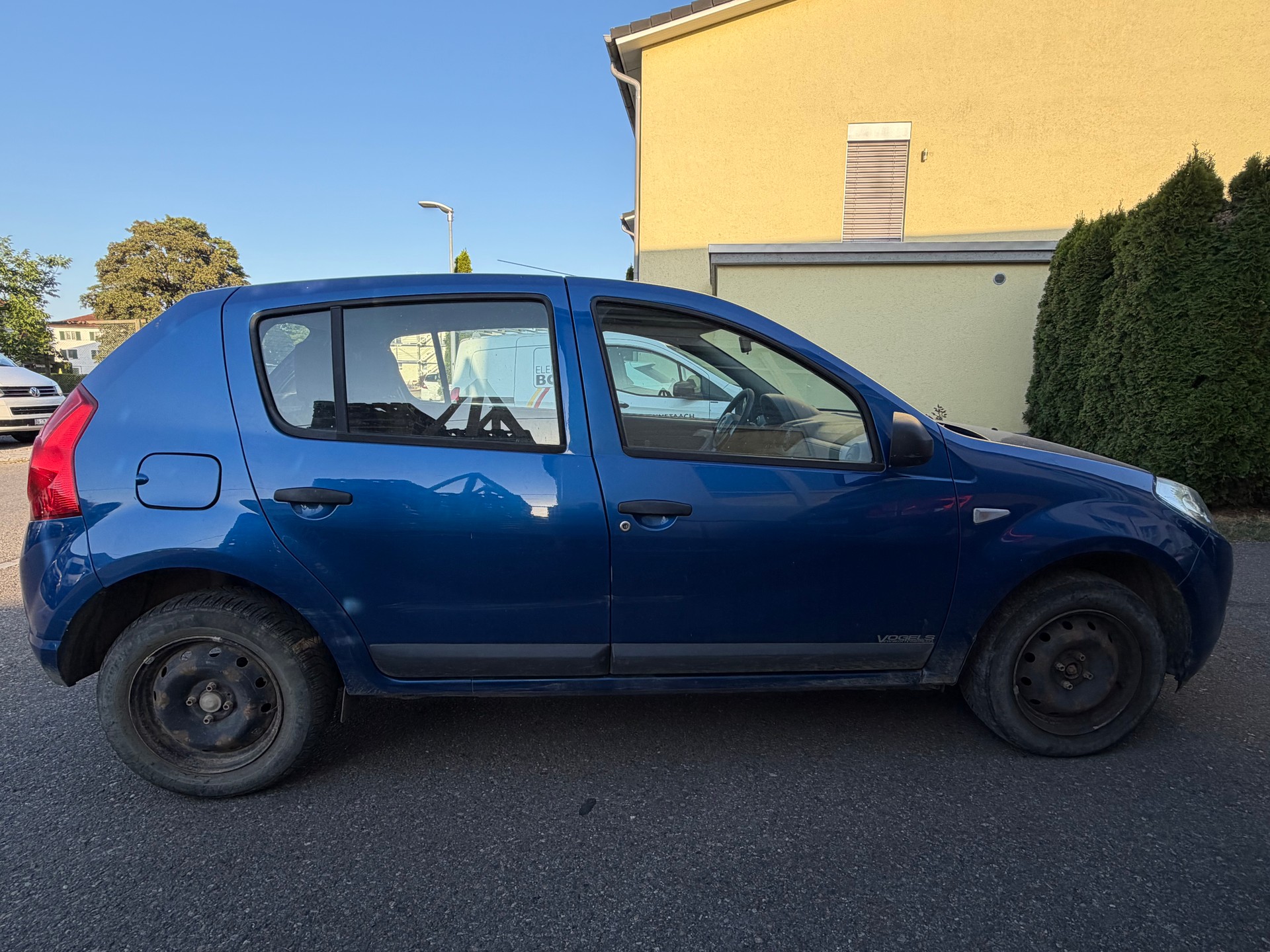 DACIA Sandero 1.2 Ambiance-image-1