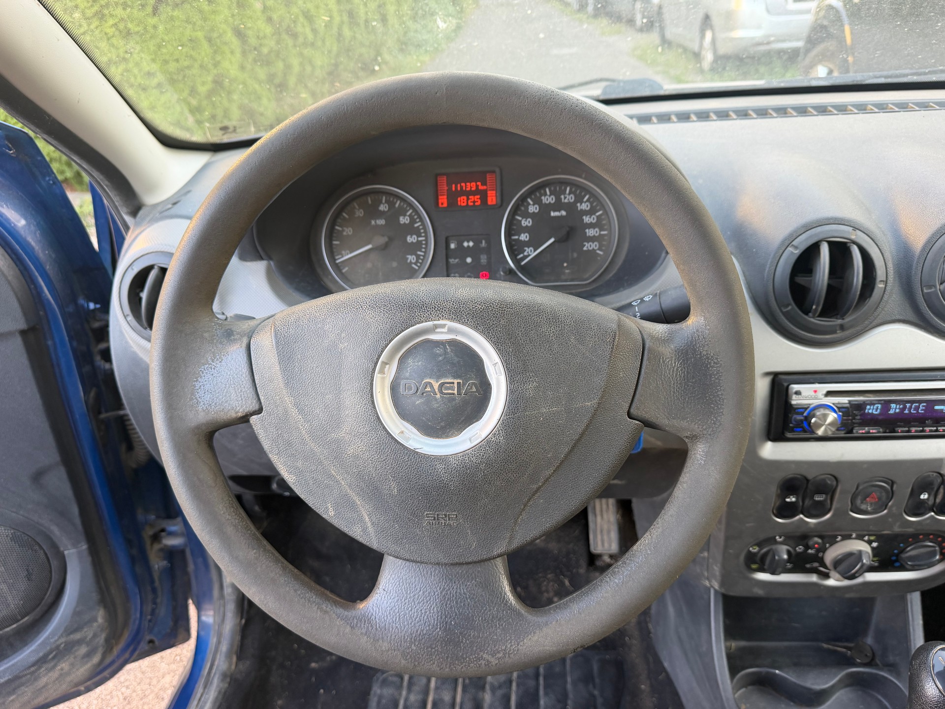 DACIA Sandero 1.2 Ambiance-image-12