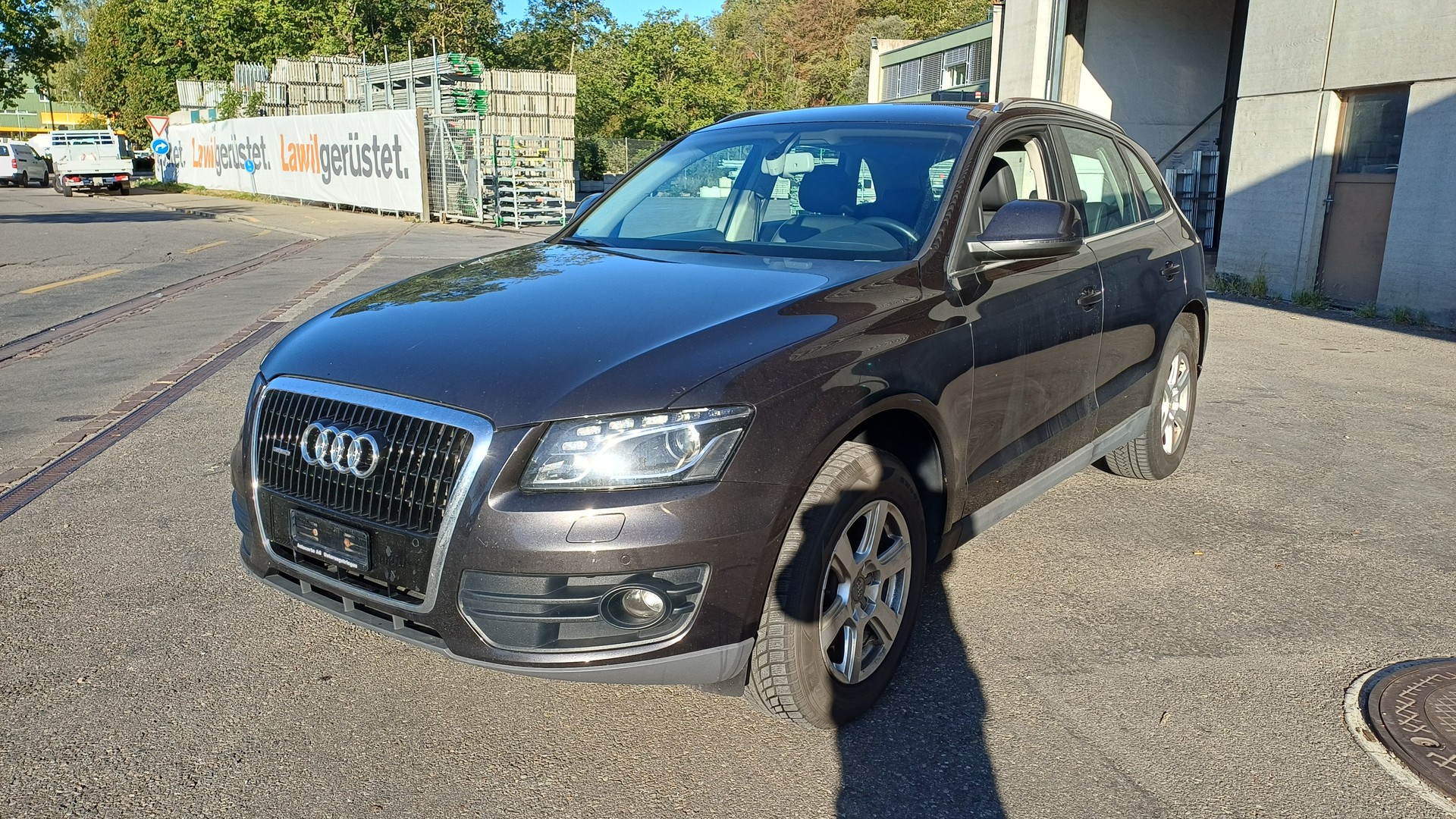 AUDI Q5 3.2 FSI quattro S-tronic-image-0