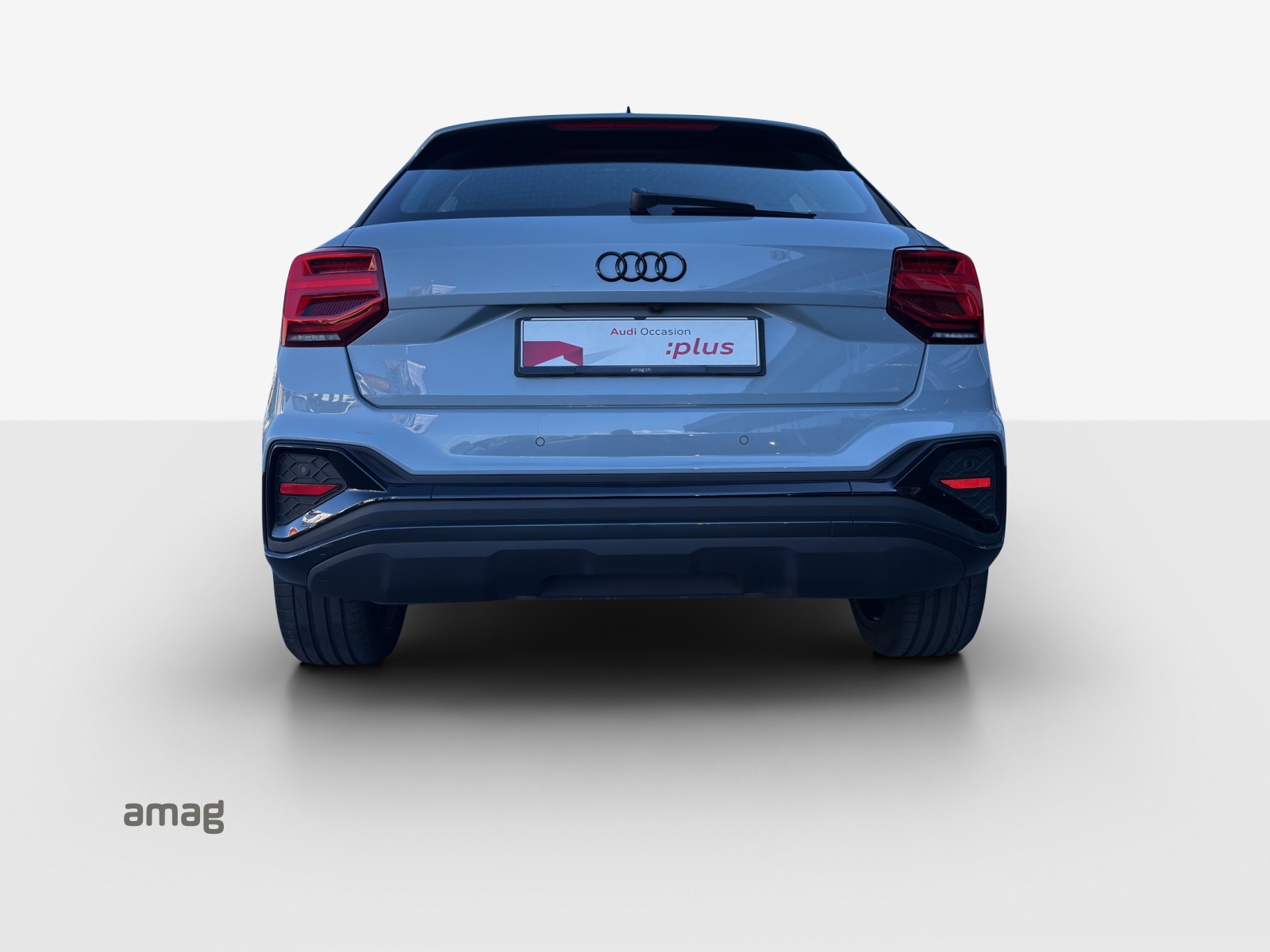 AUDI Q2 35 TFSI S line S-tronic-image-3